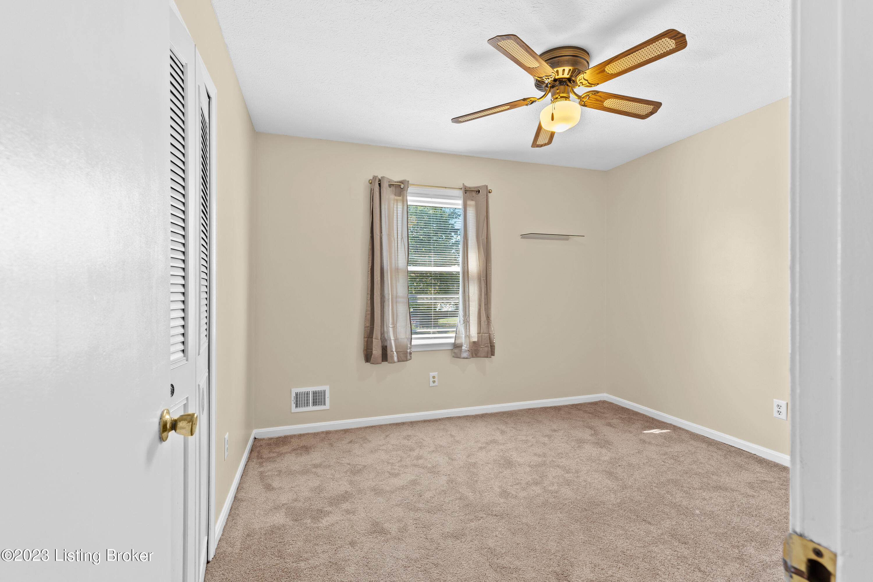 7013 Glendale Rd