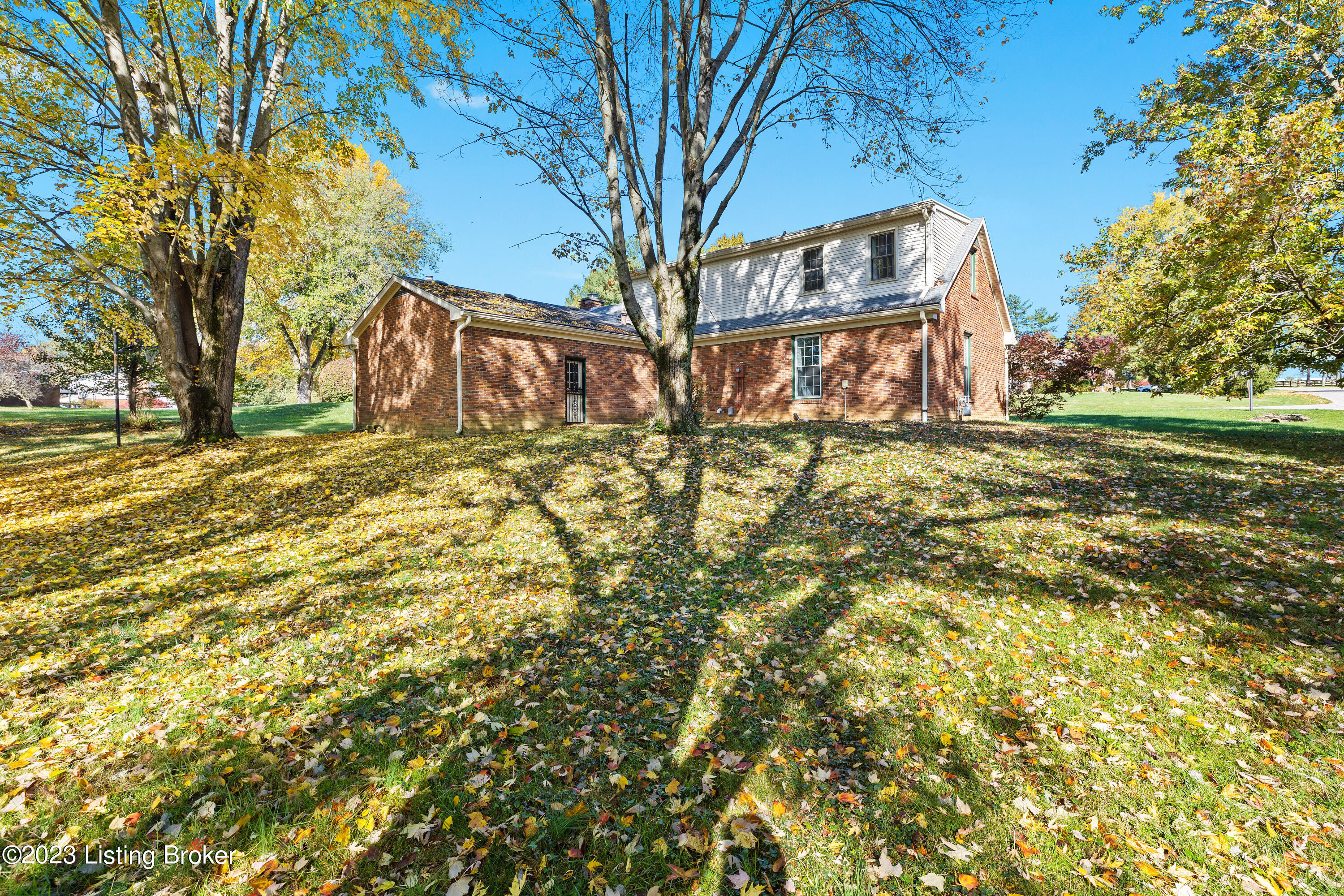 5100 Fairway Ct