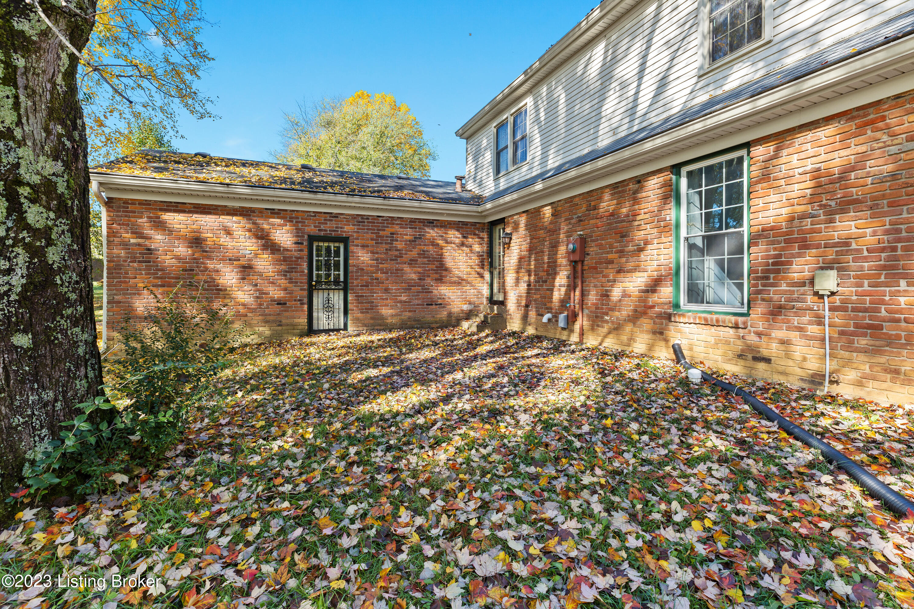 5100 Fairway Ct