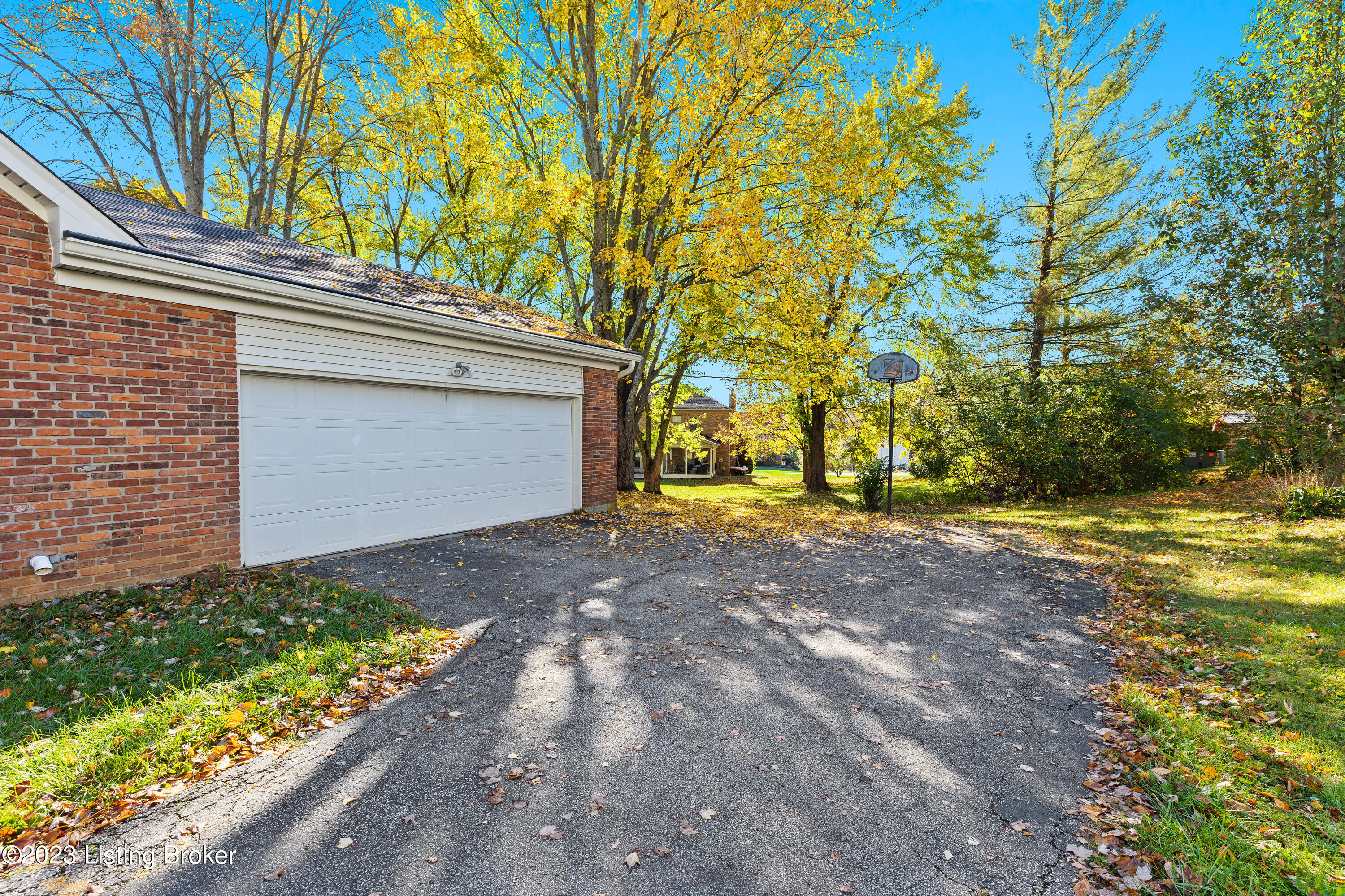5100 Fairway Ct