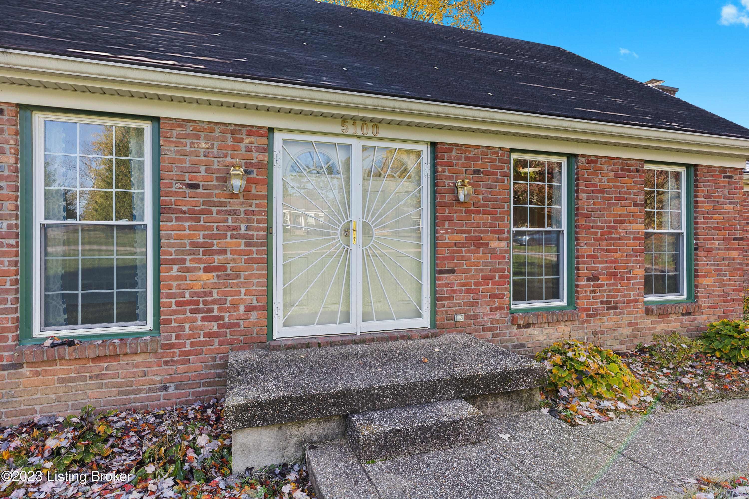 5100 Fairway Ct
