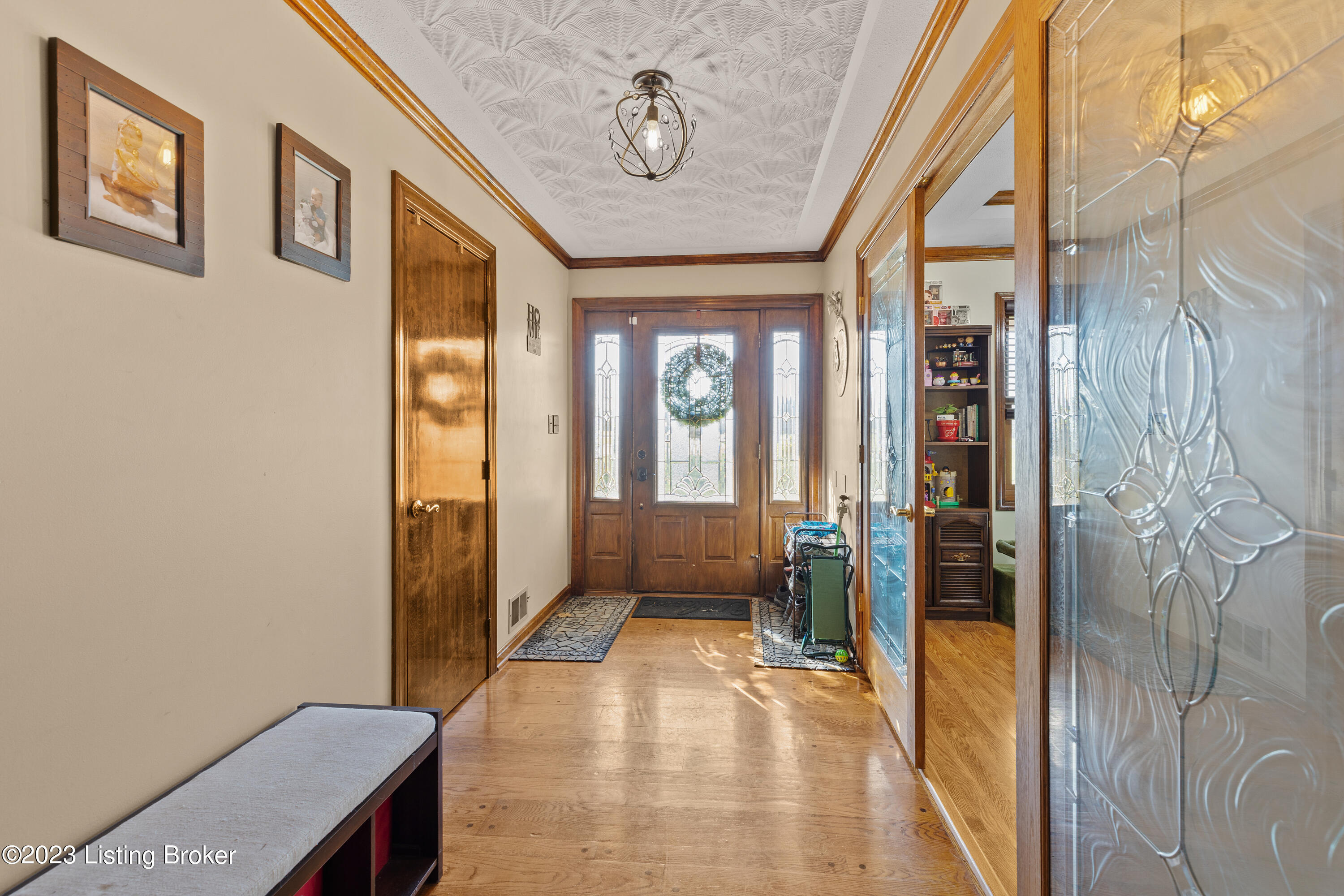 674 W Laurel River Dr