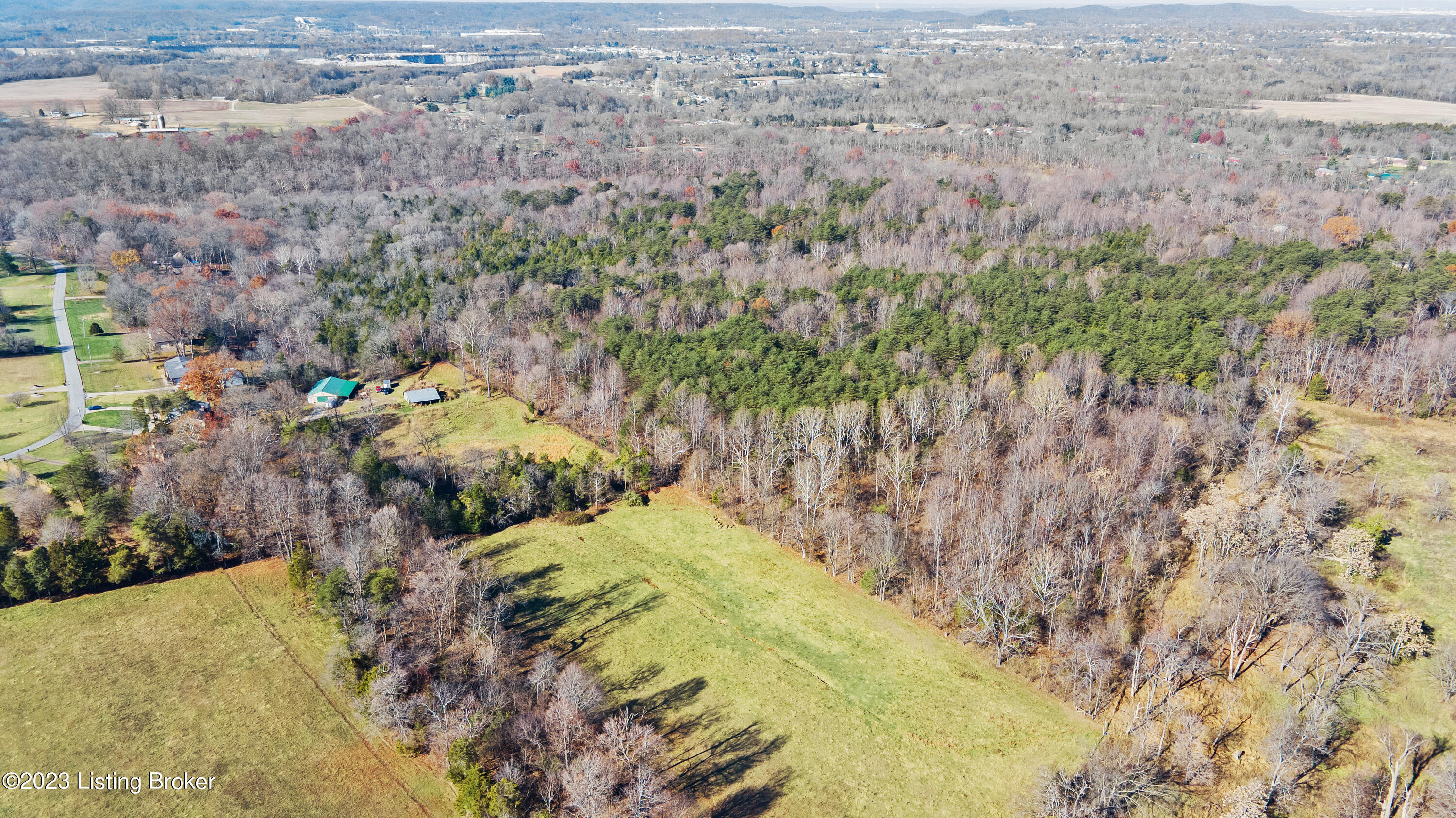 674 W Laurel River Dr