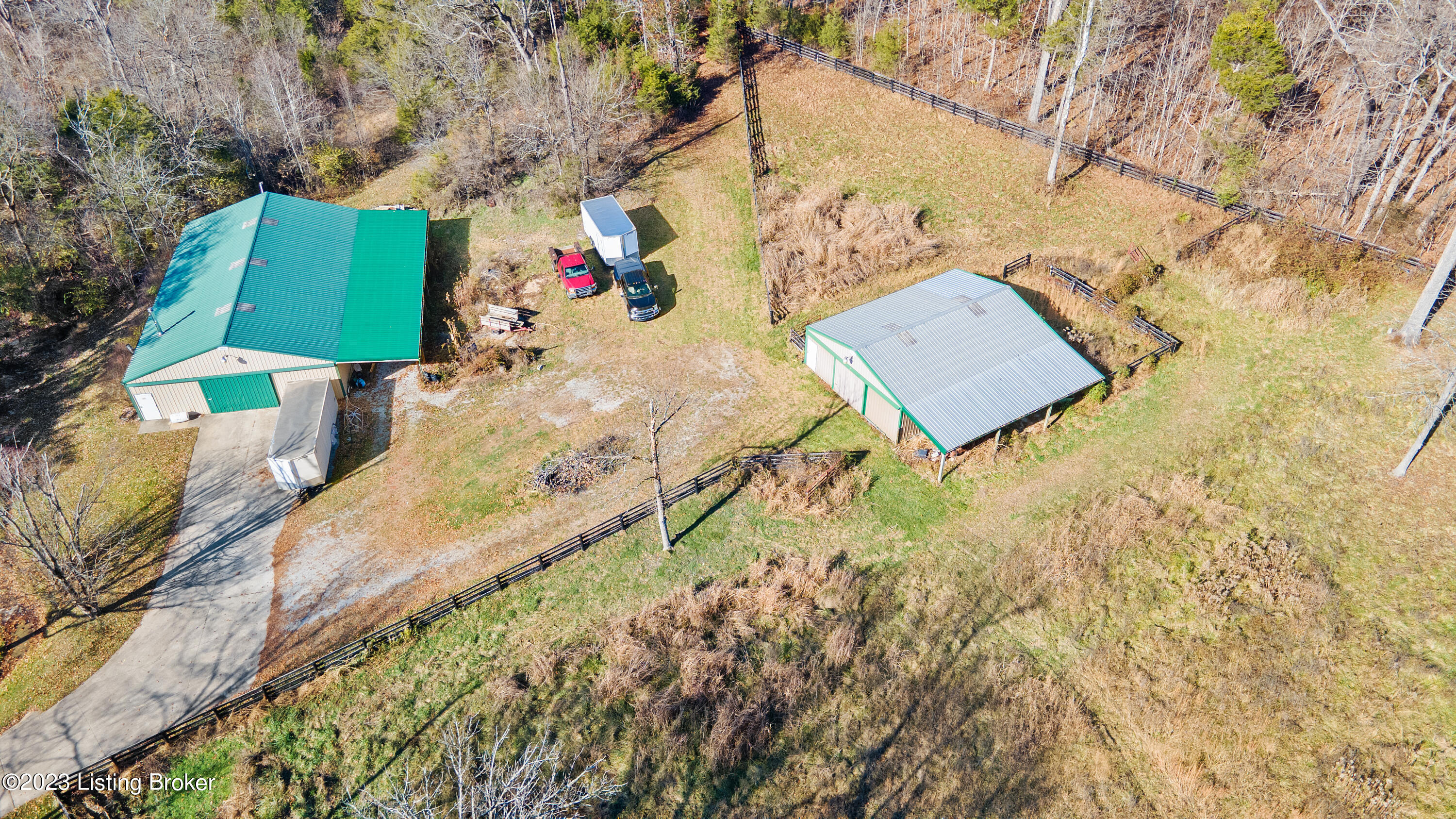 674 W Laurel River Dr