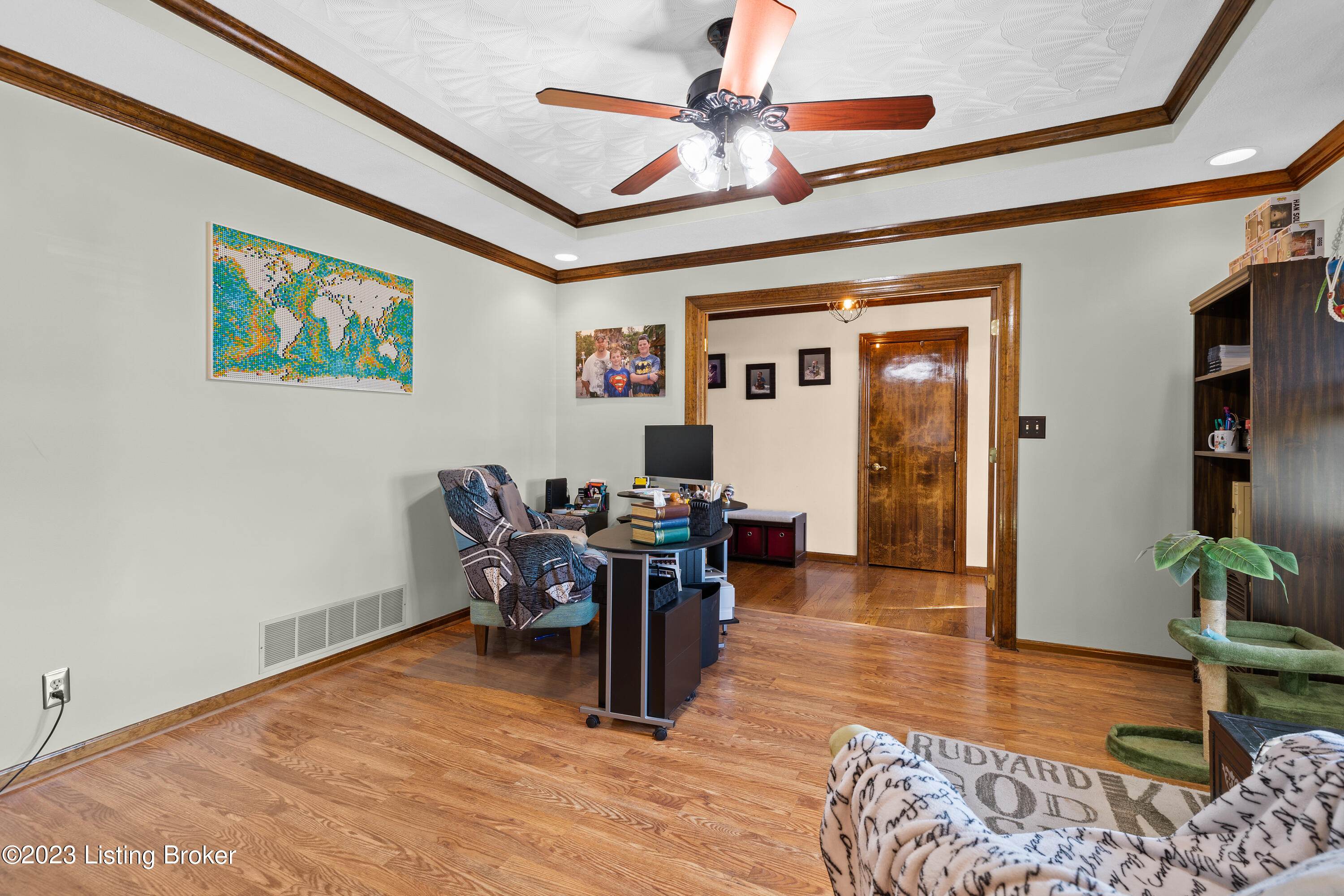 674 W Laurel River Dr