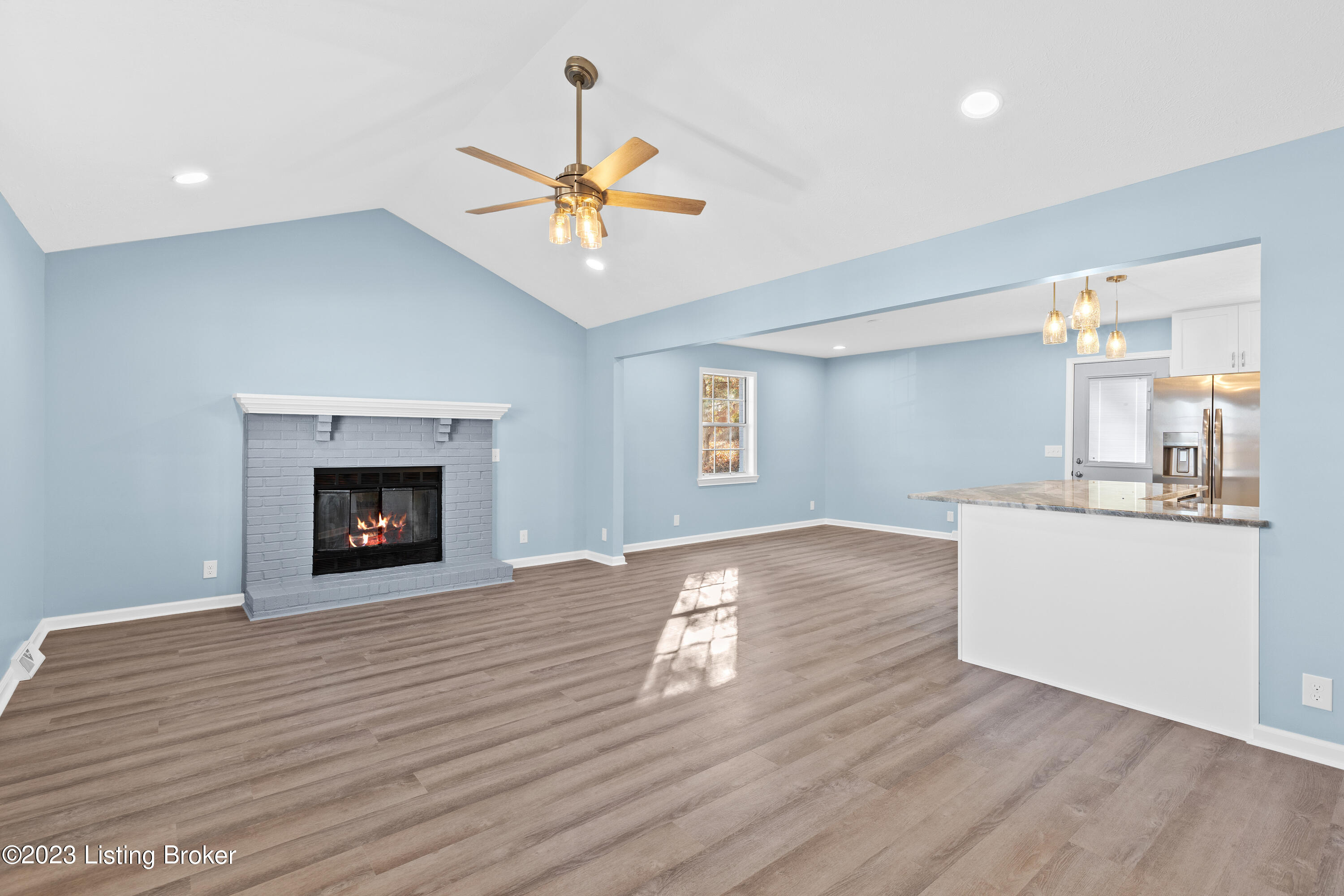 118 Joy Ct