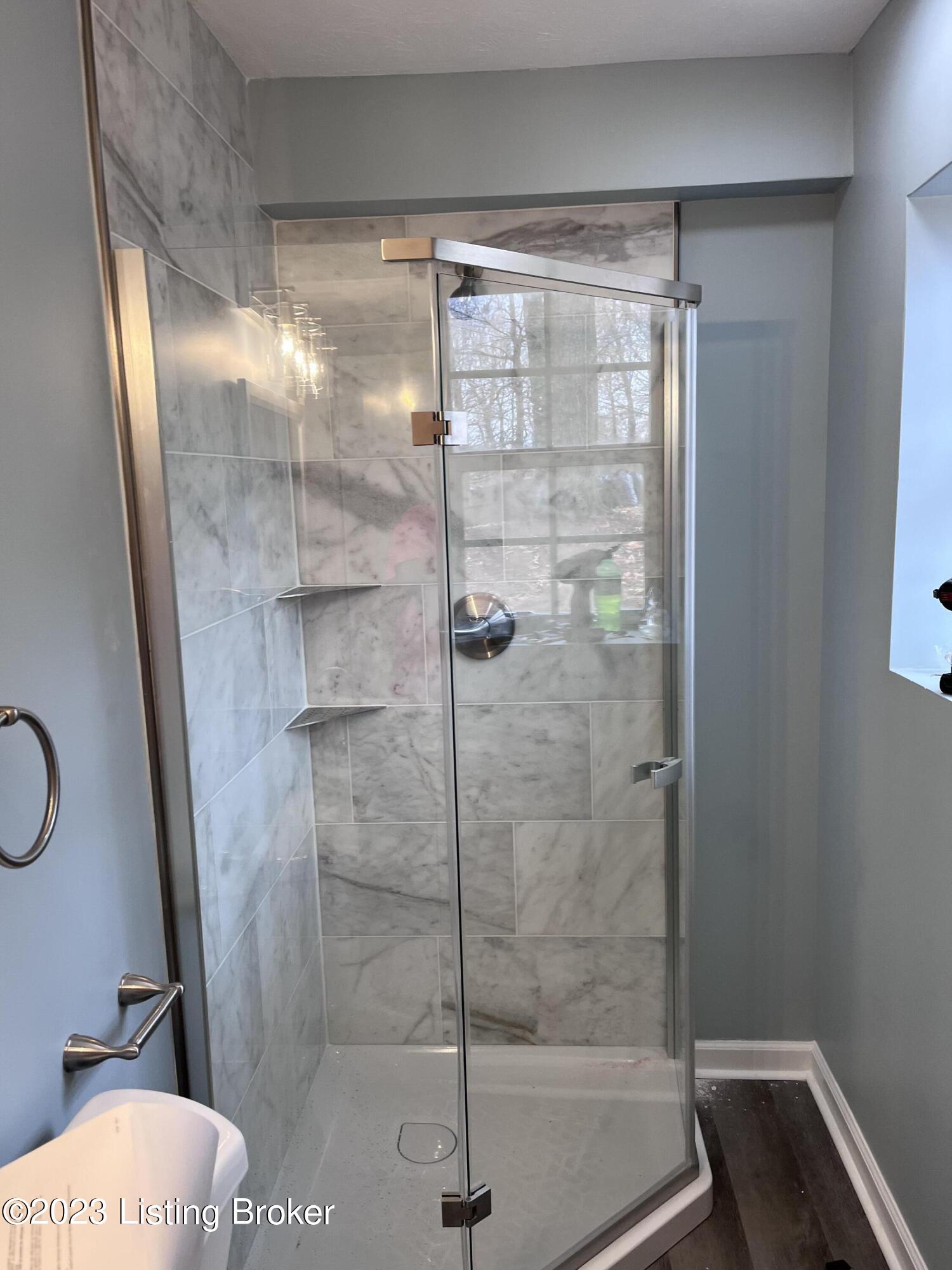 118 Joy Ct