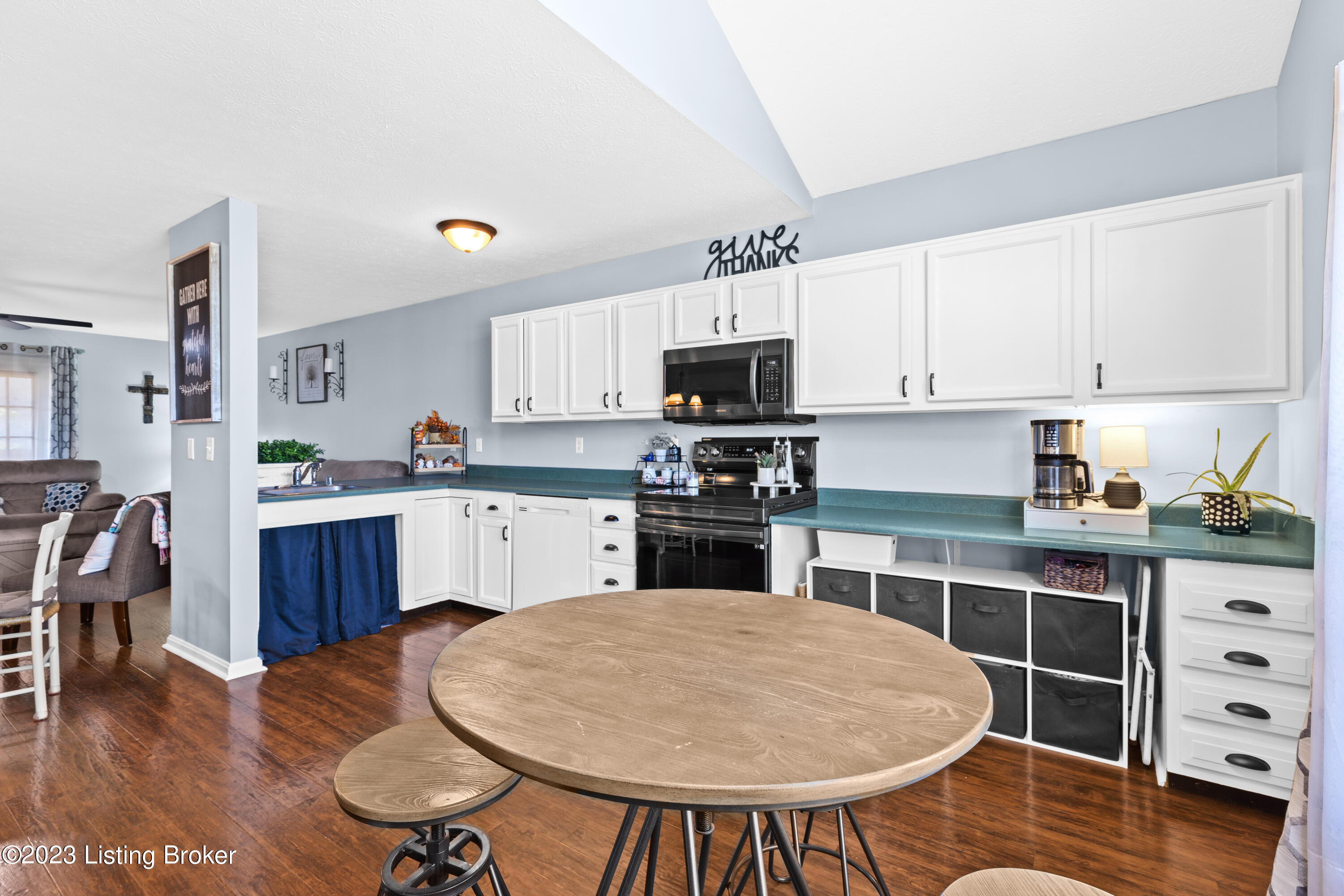 8406 Dalton Ridge Pl