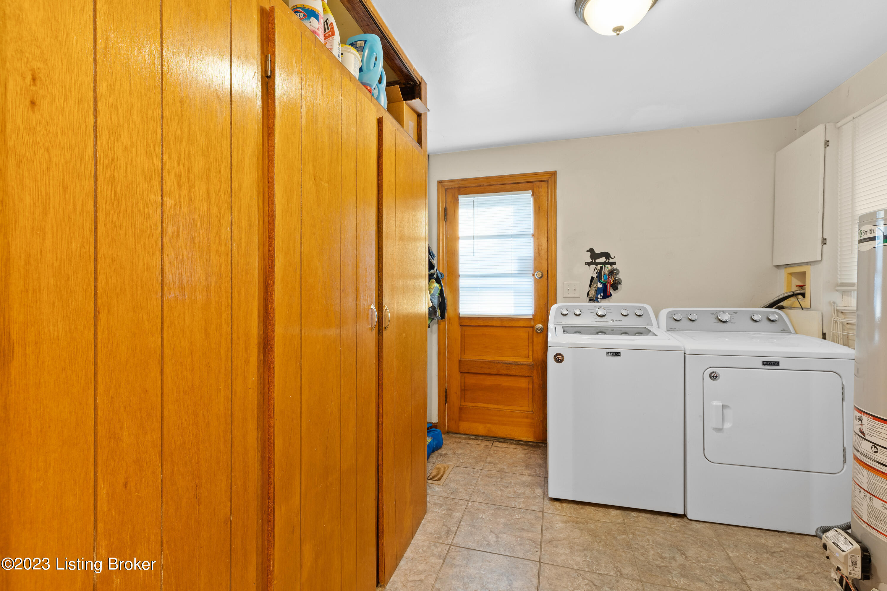 3218 Greendale Dr