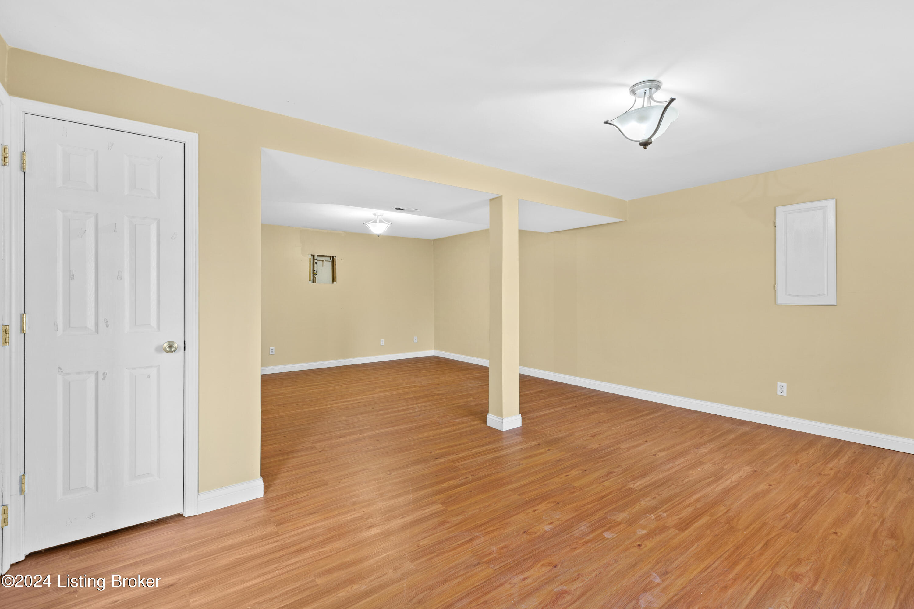 187 Meadow Park Ct
