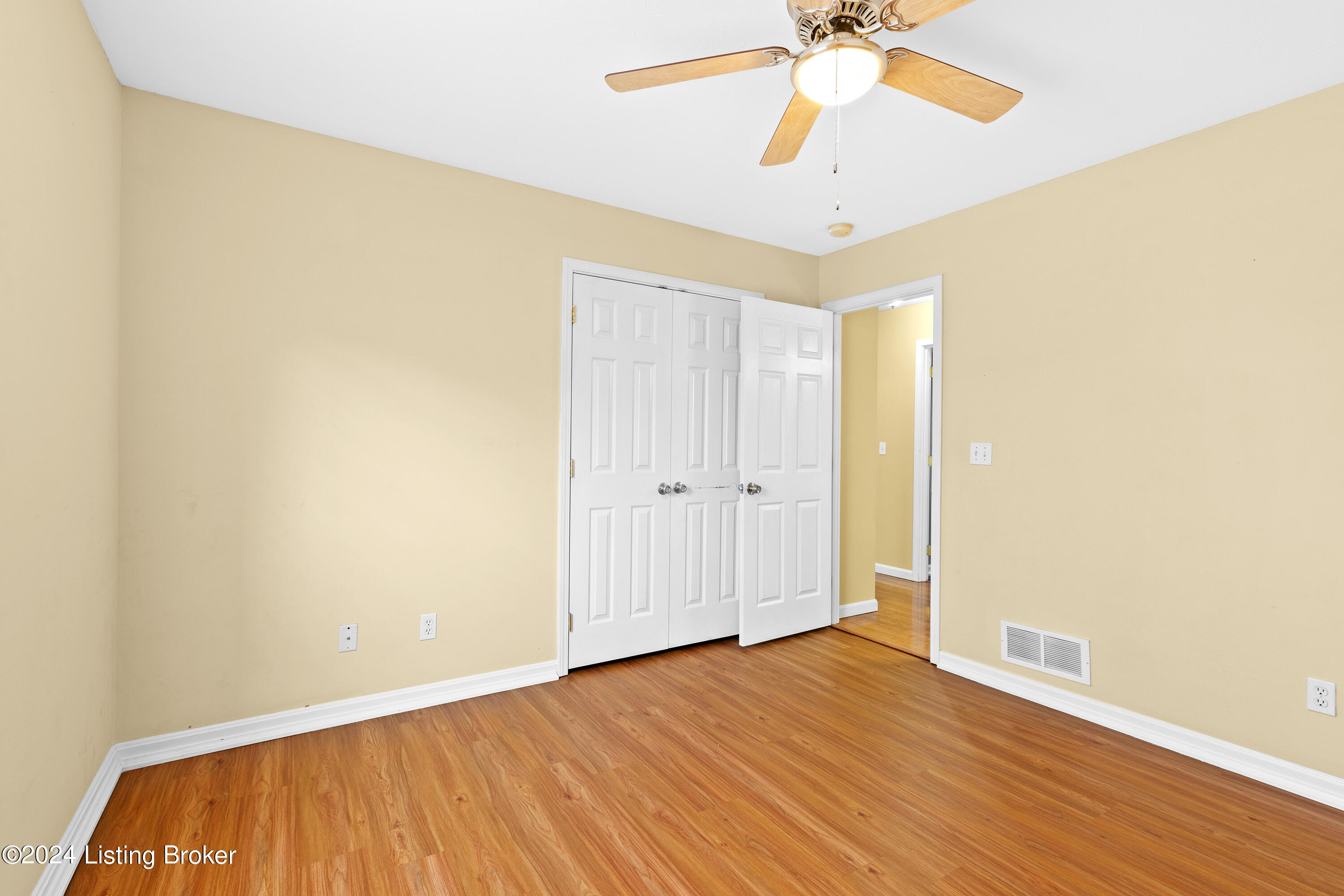 187 Meadow Park Ct