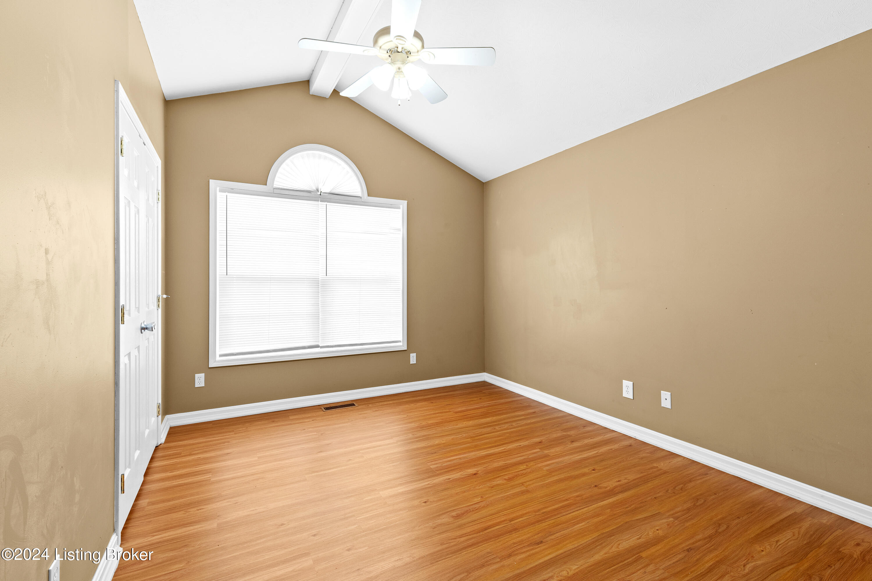 187 Meadow Park Ct