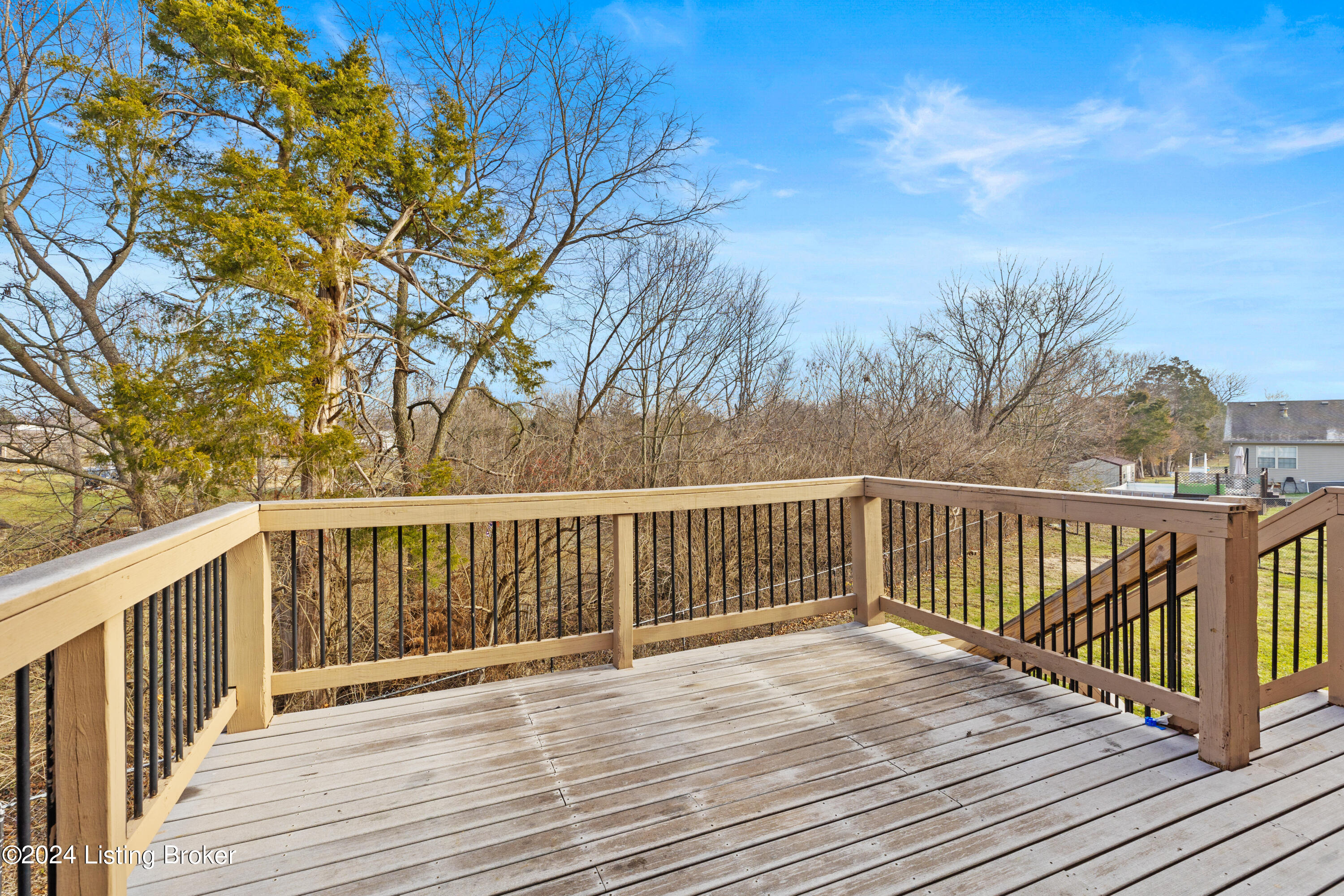 187 Meadow Park Ct