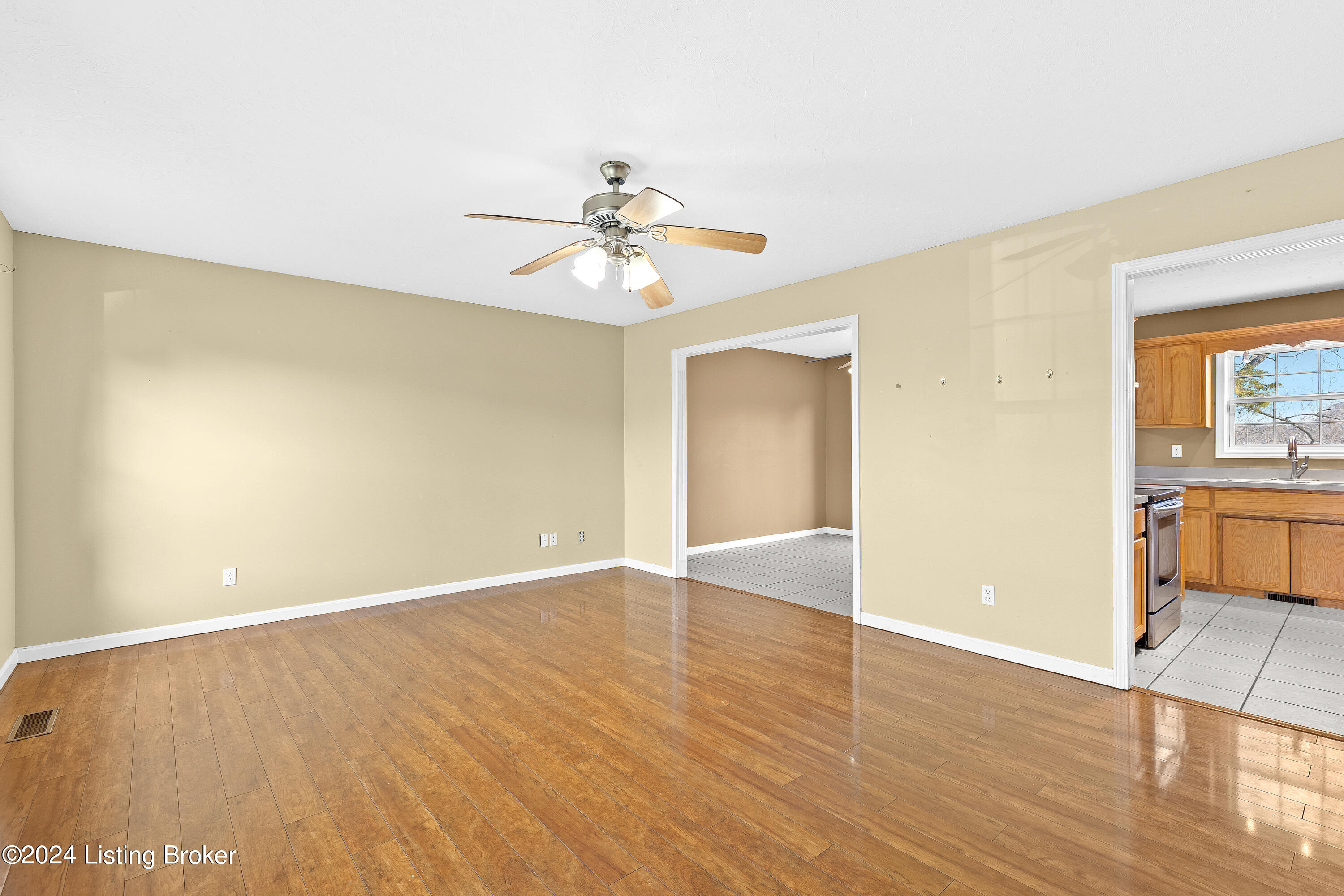 187 Meadow Park Ct