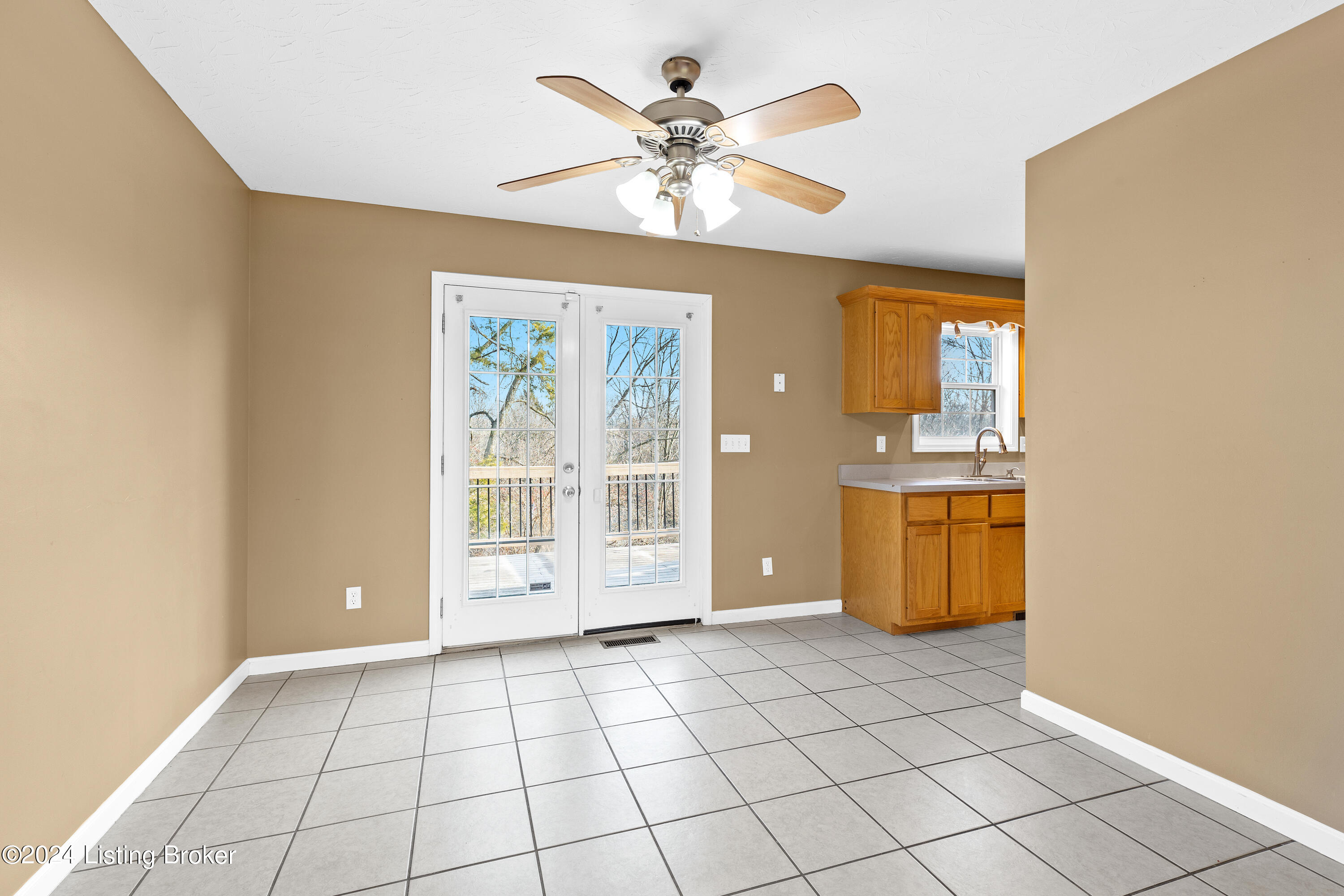 187 Meadow Park Ct
