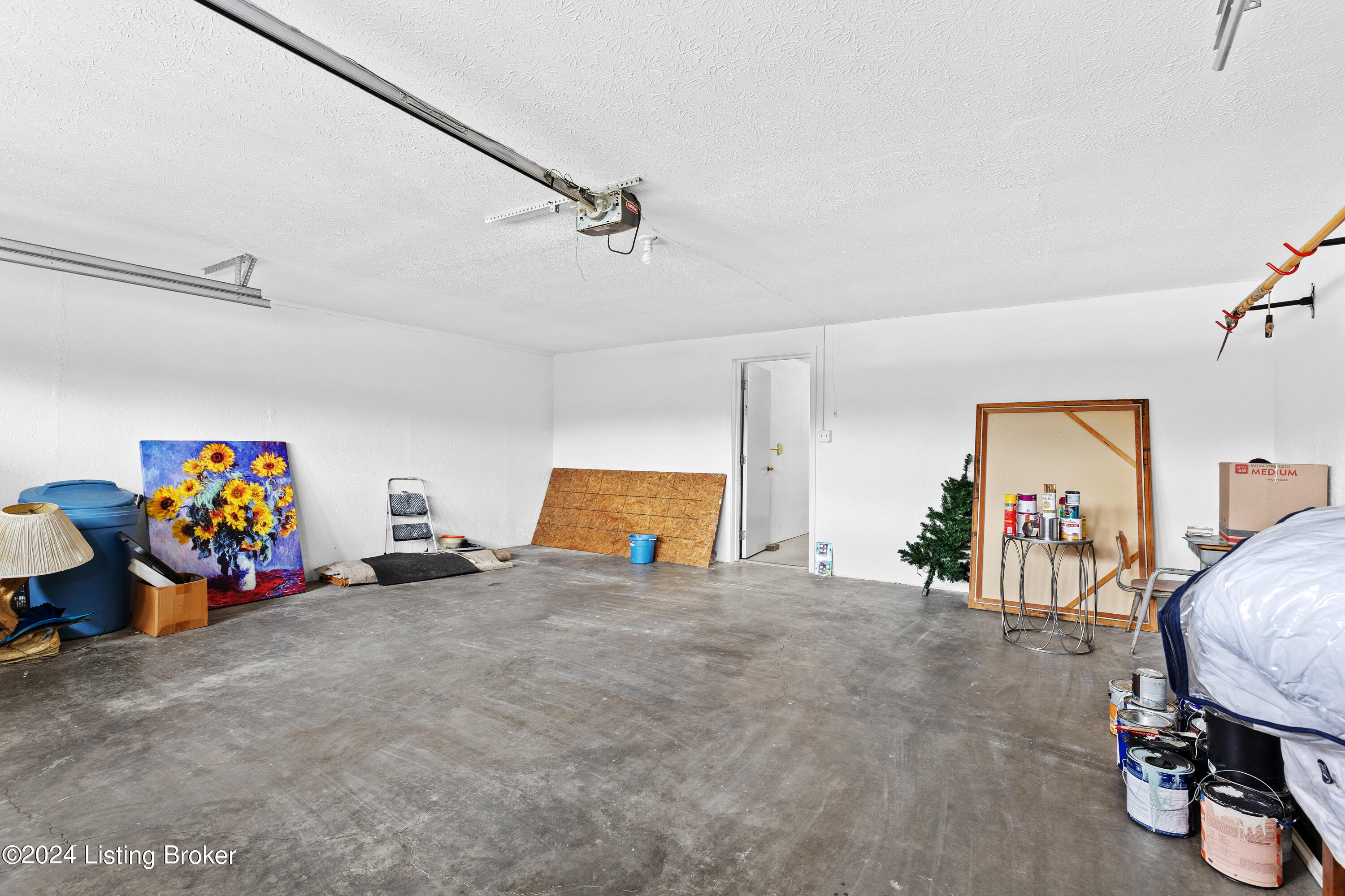 6391 Marina Dr