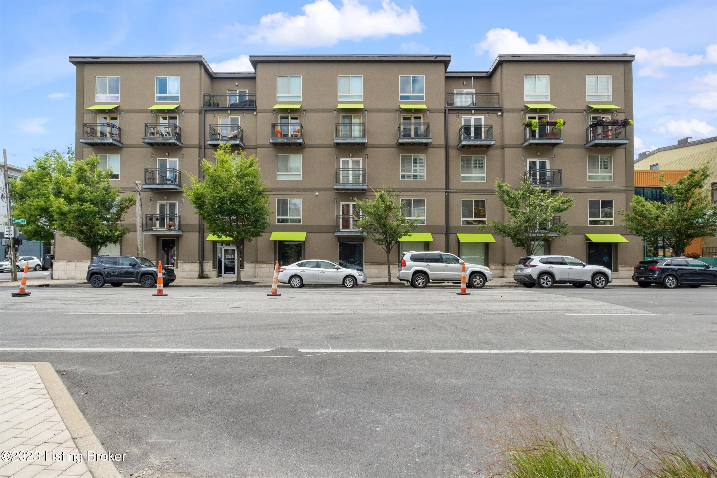 110 S Campbell St, 407