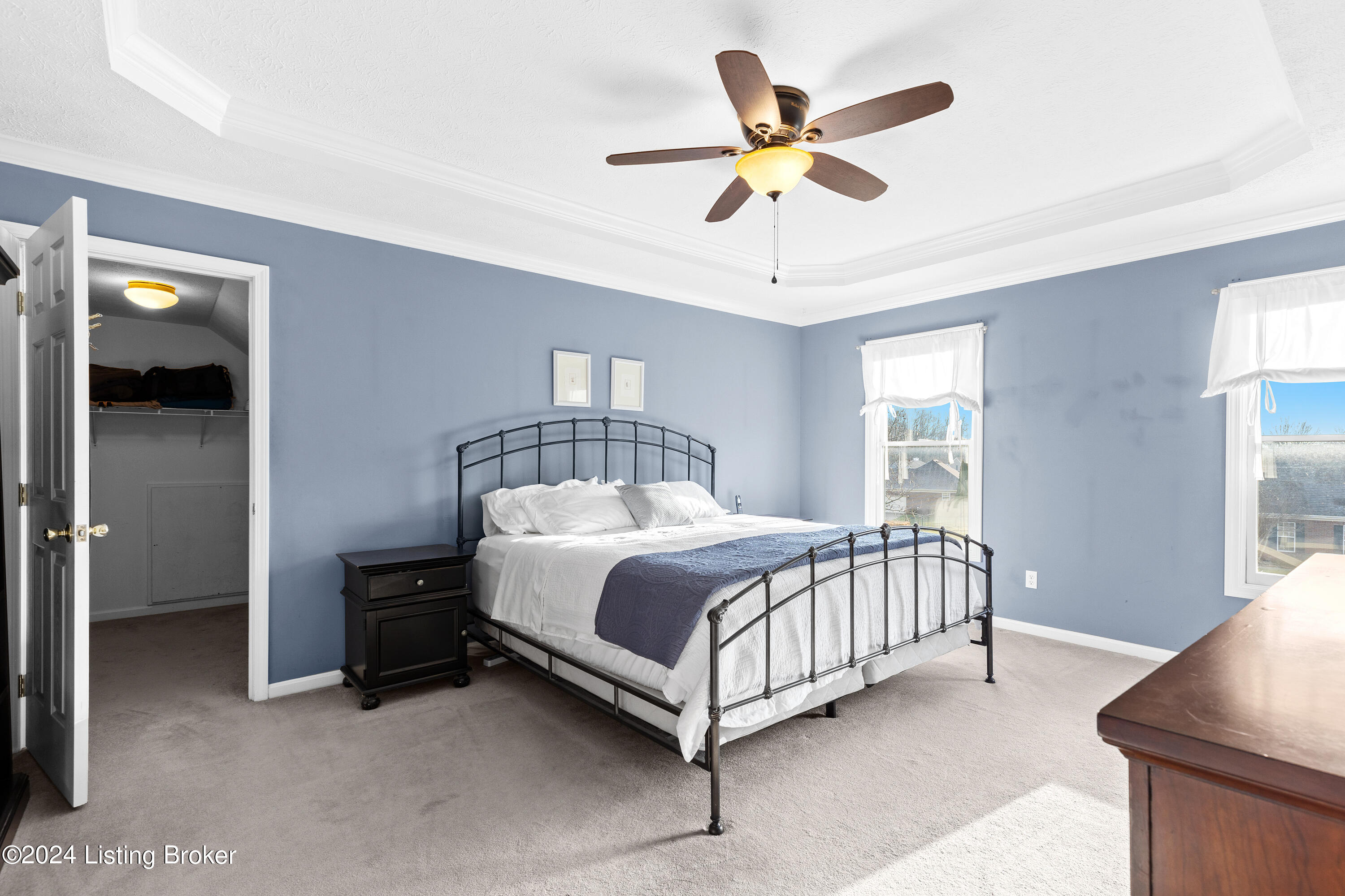 4305 Wooded Bend Way