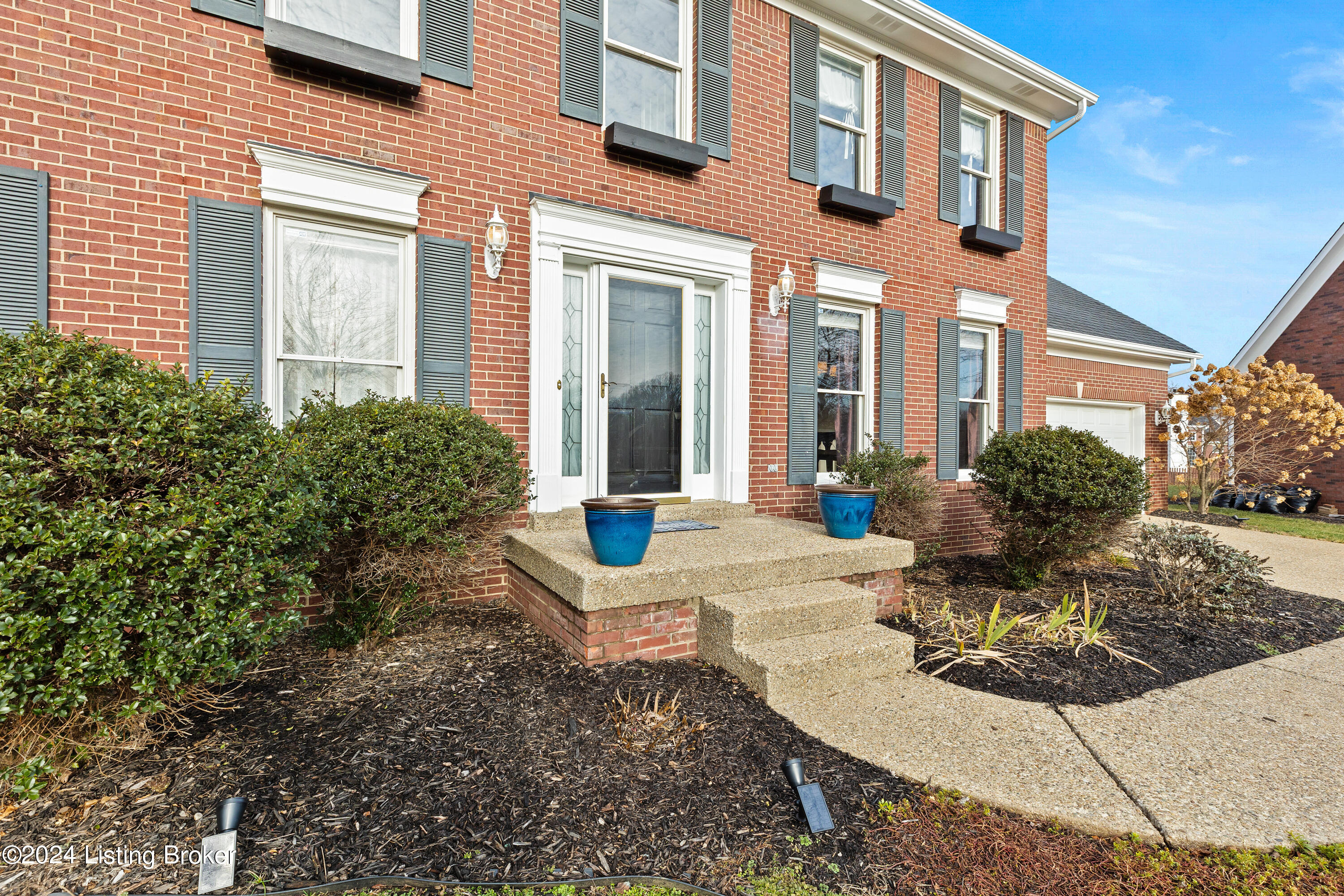 4305 Wooded Bend Way