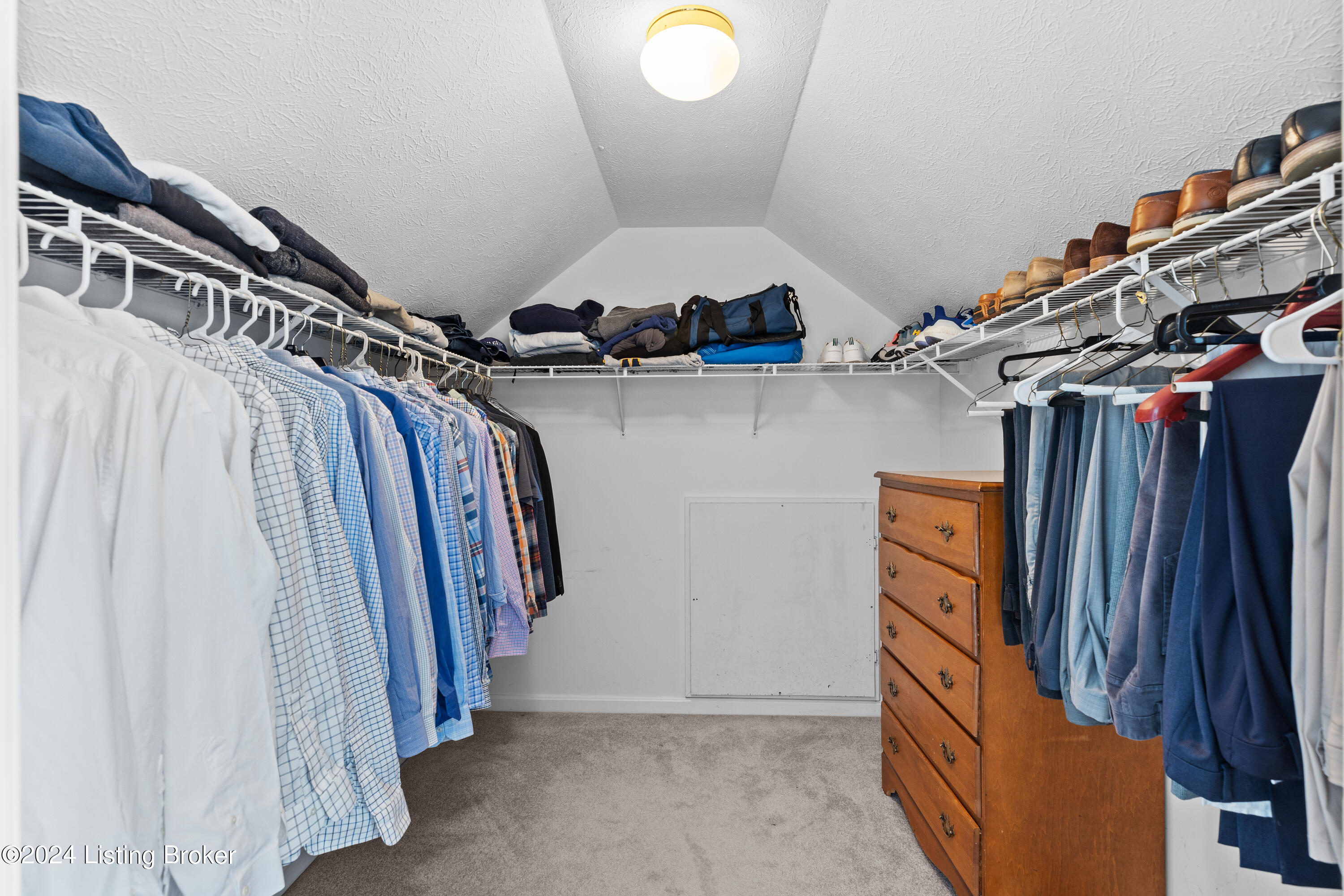 4305 Wooded Bend Way