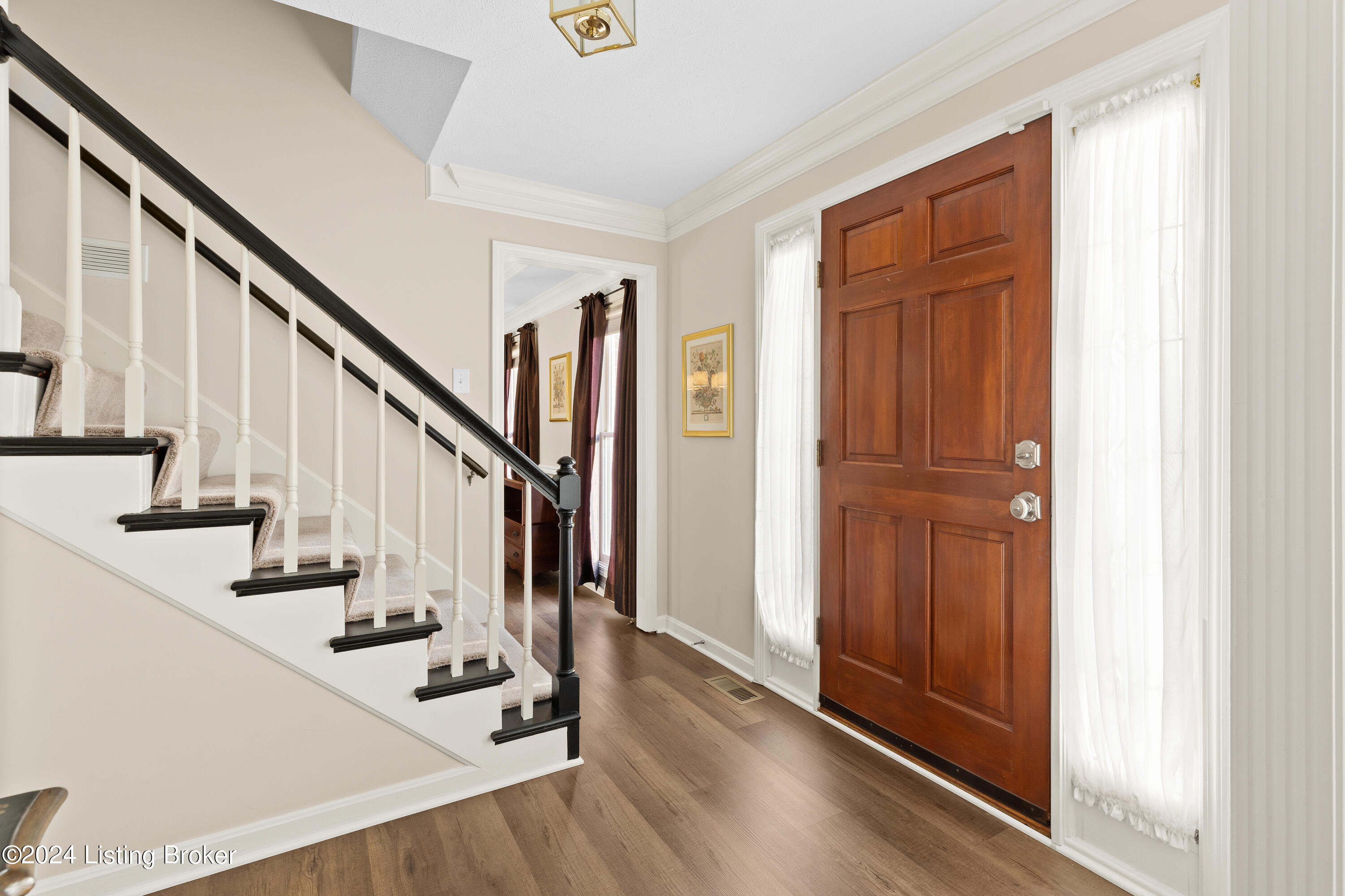 4305 Wooded Bend Way