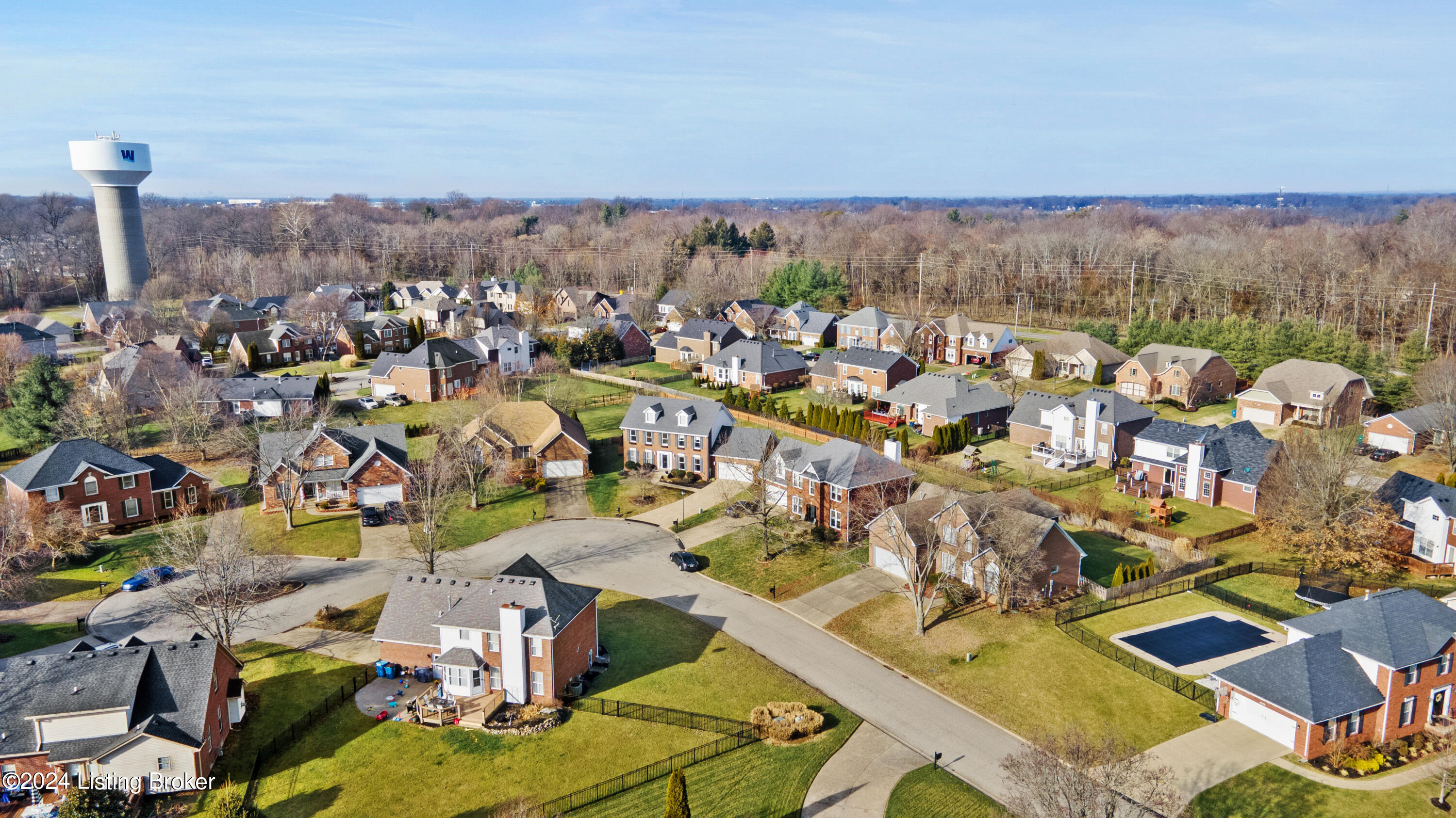 4305 Wooded Bend Way