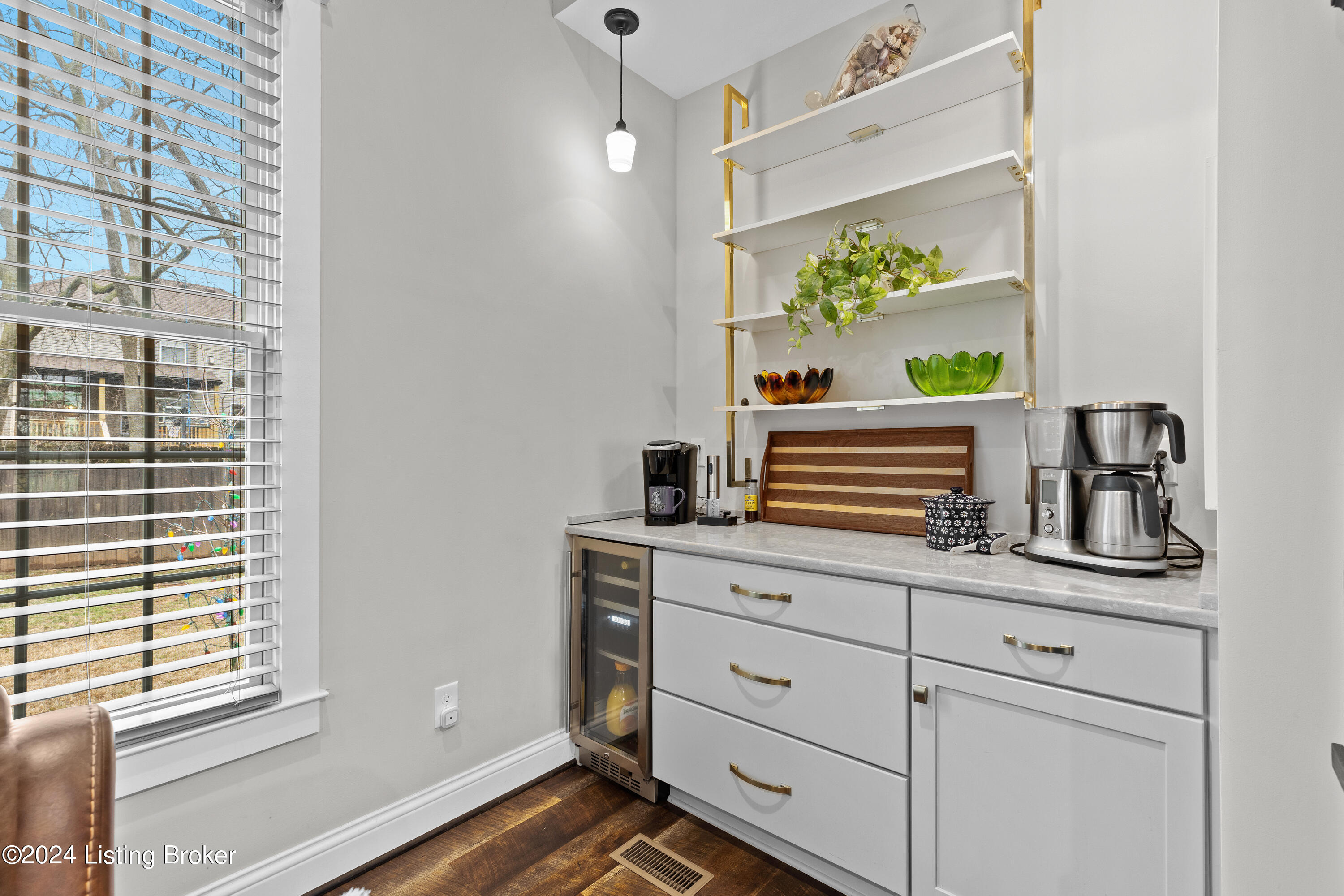 10507 Holly Berry Dr