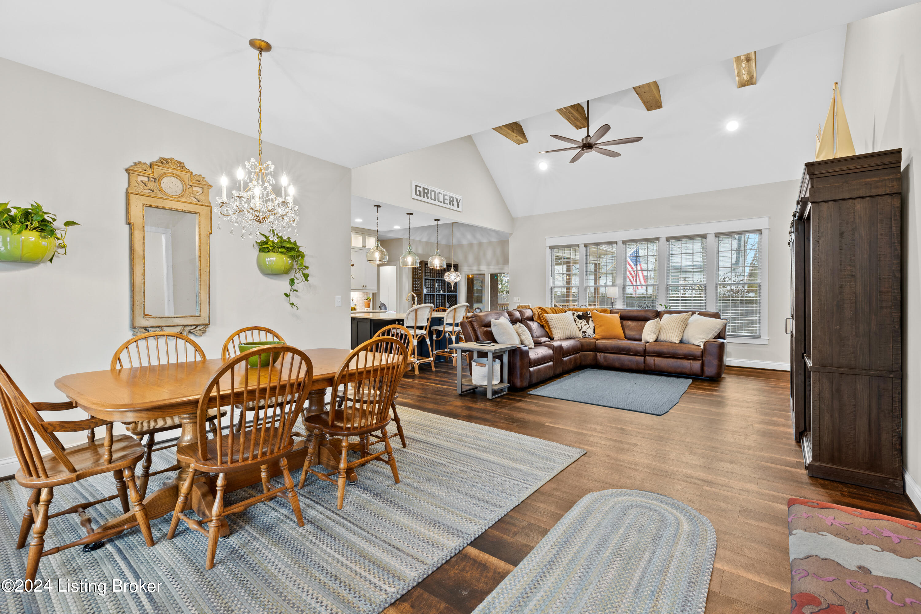 10507 Holly Berry Dr