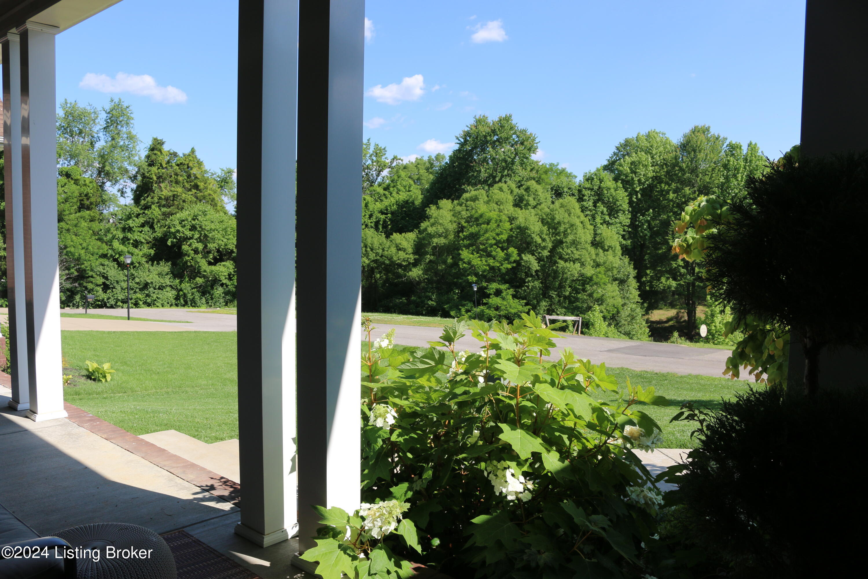 10507 Holly Berry Dr