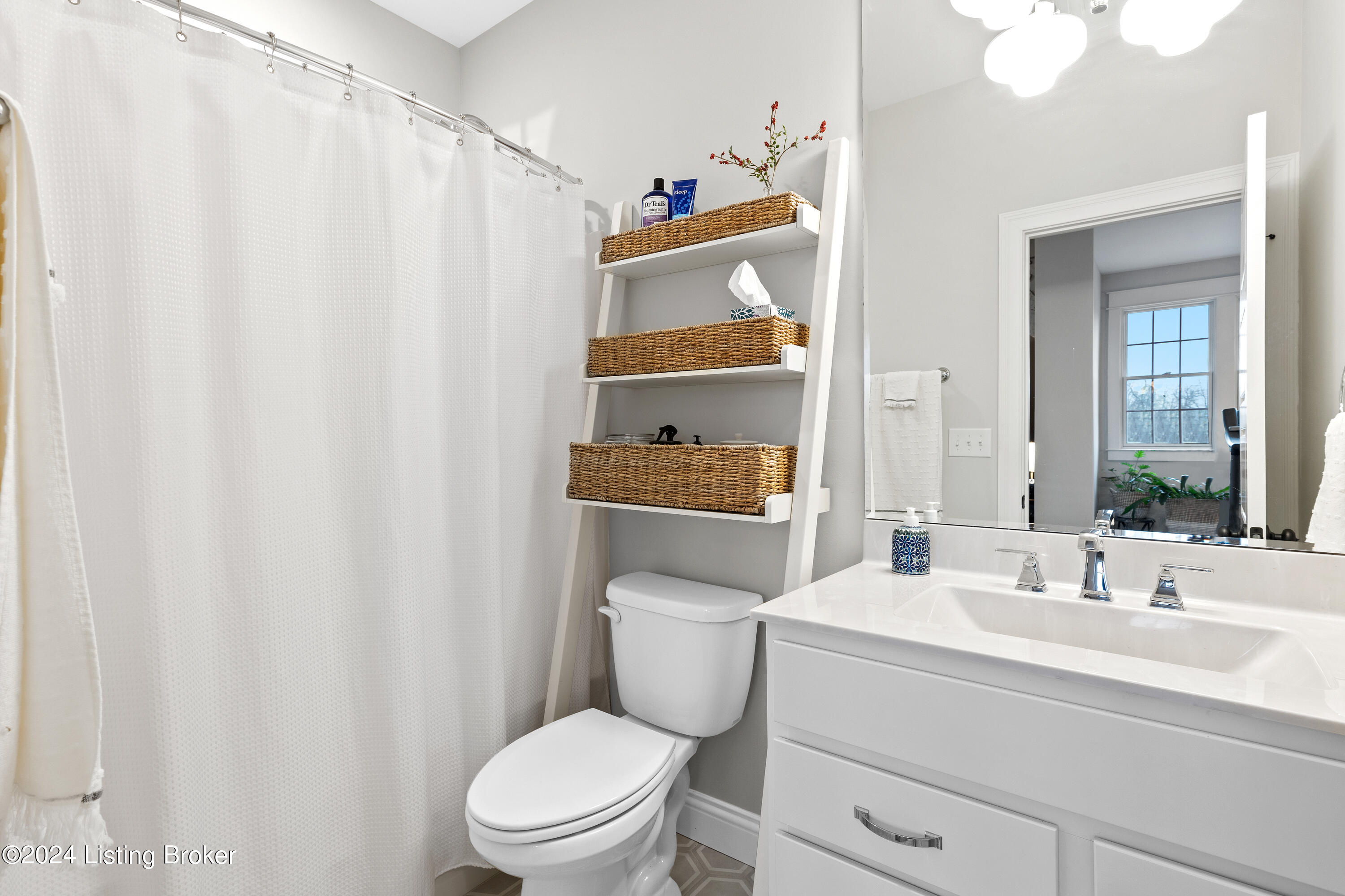 10507 Holly Berry Dr