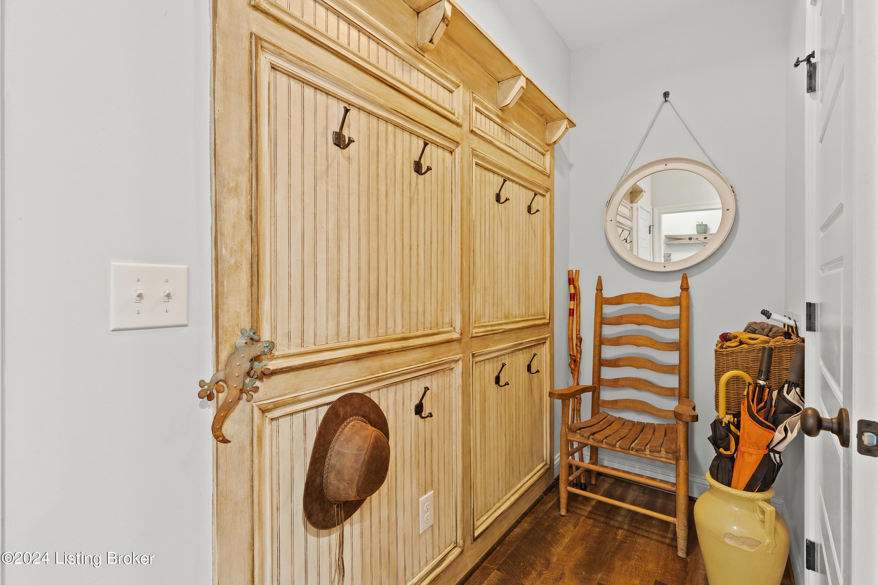 10507 Holly Berry Dr