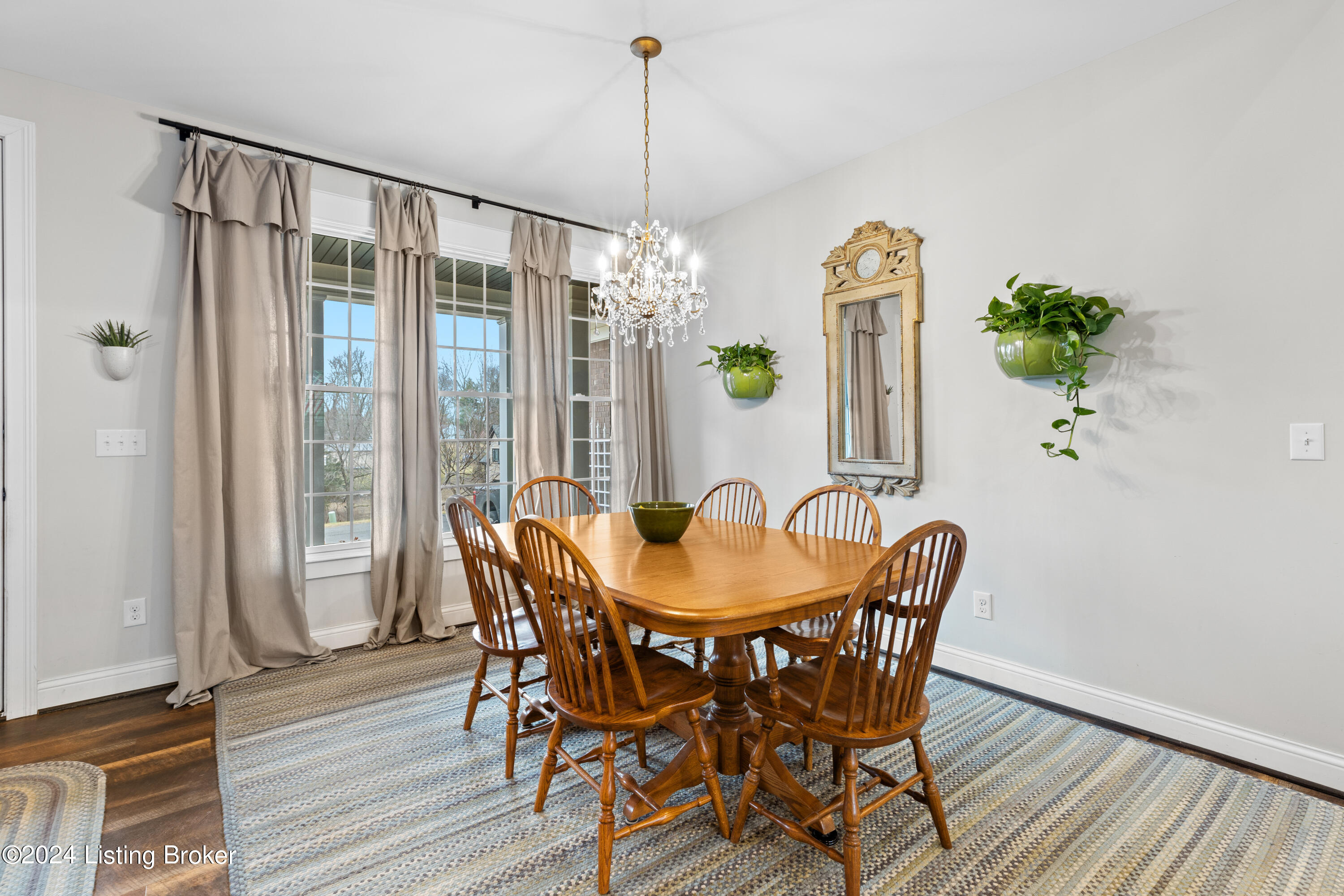 10507 Holly Berry Dr