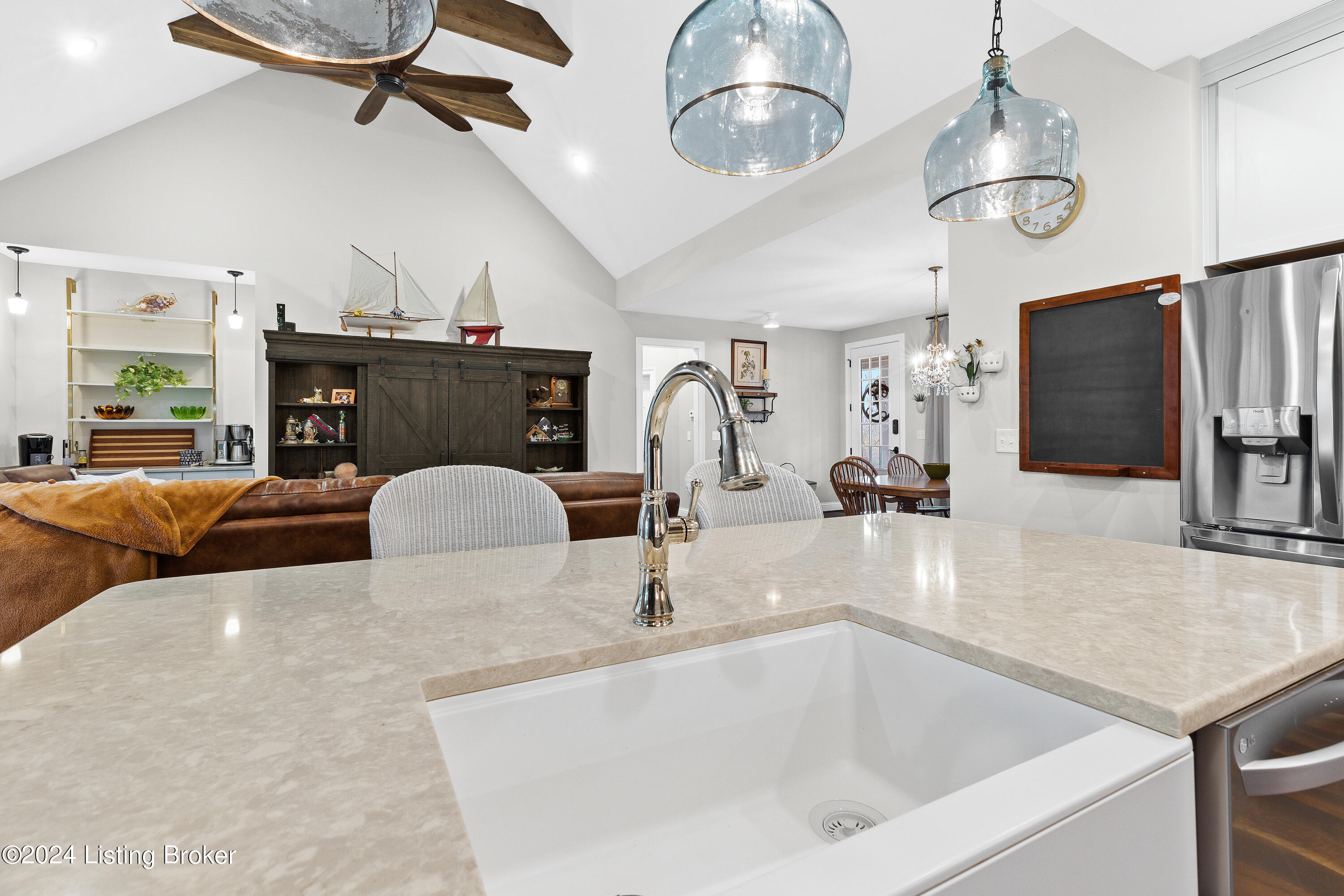 10507 Holly Berry Dr