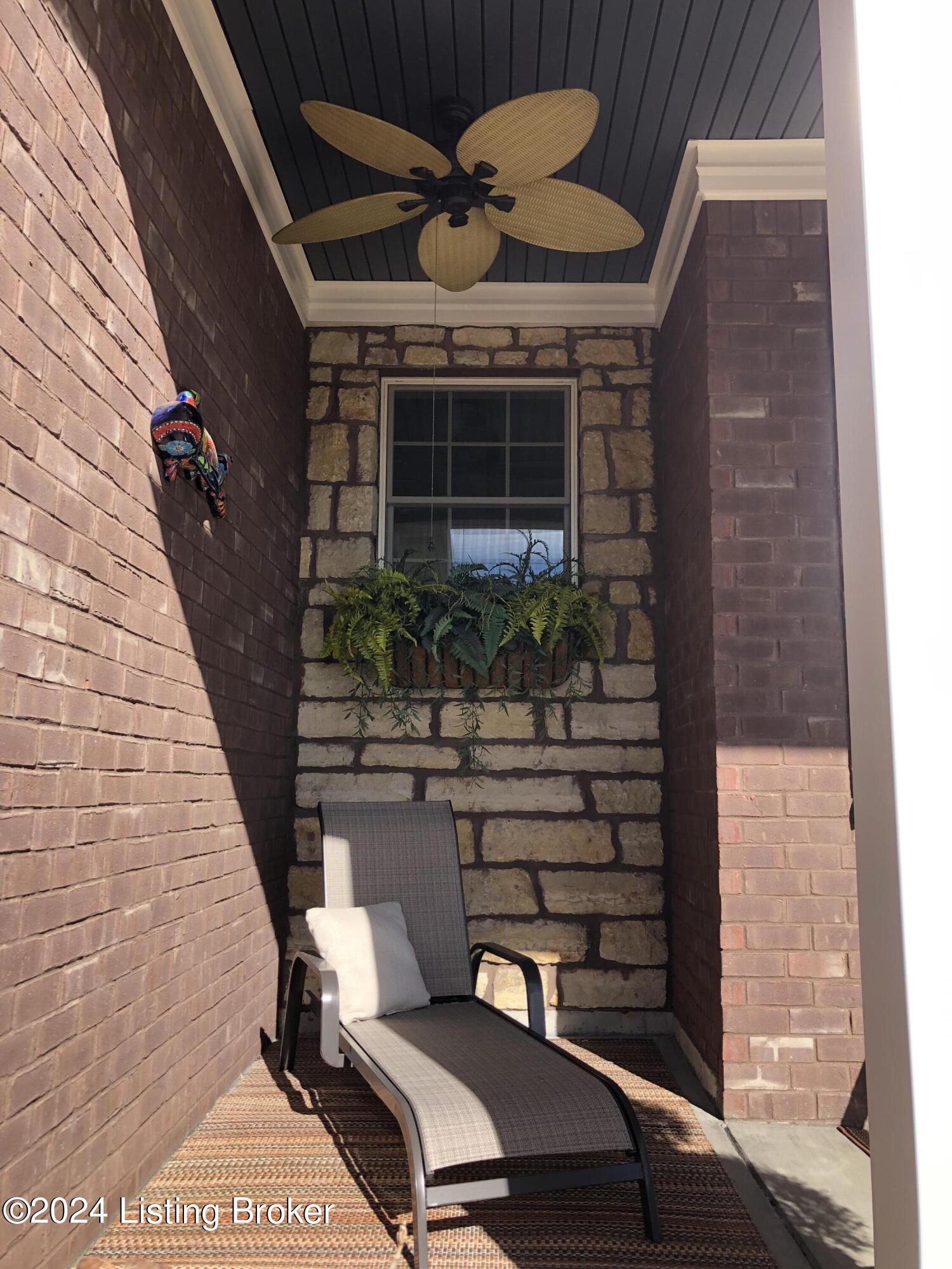 10507 Holly Berry Dr