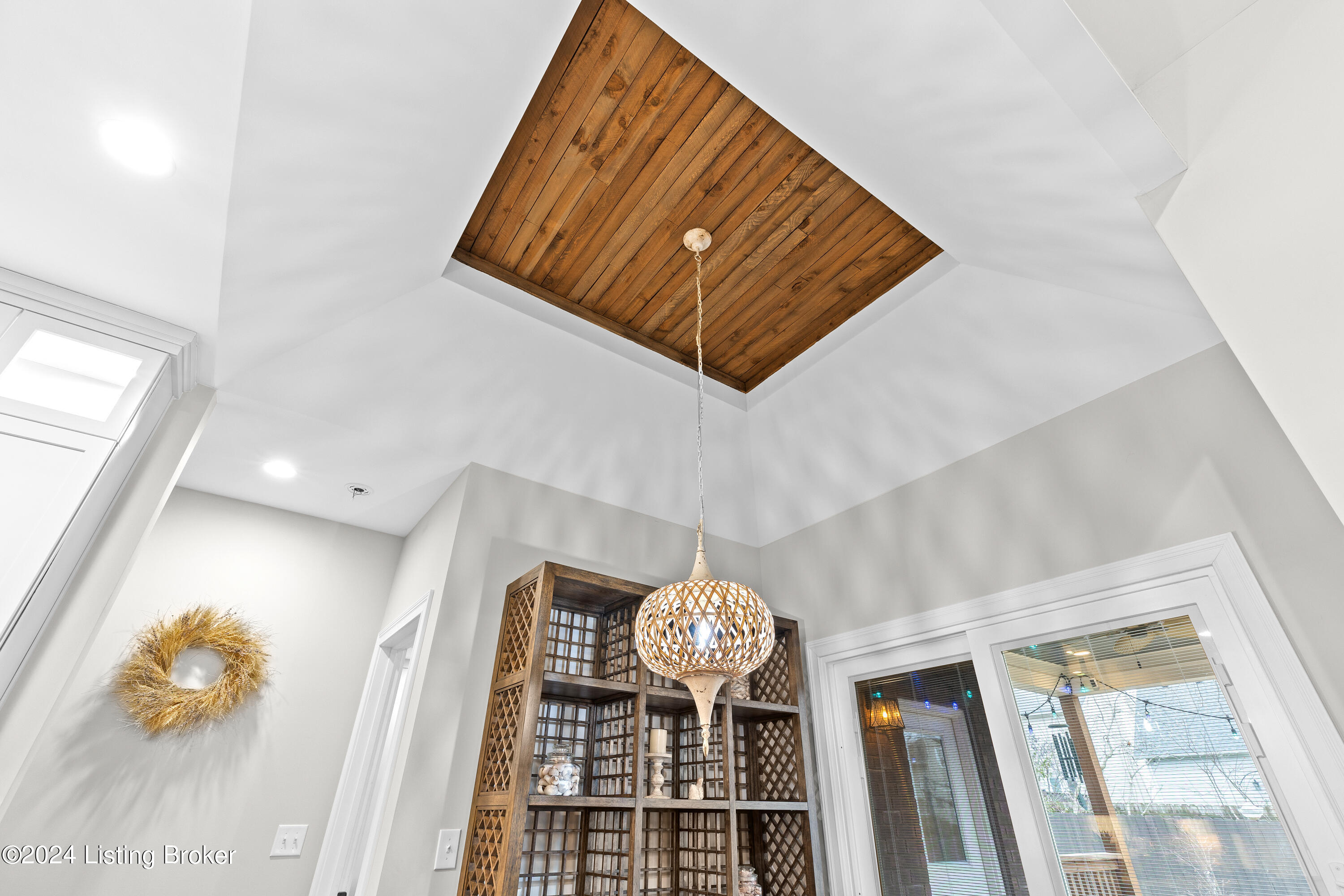 10507 Holly Berry Dr