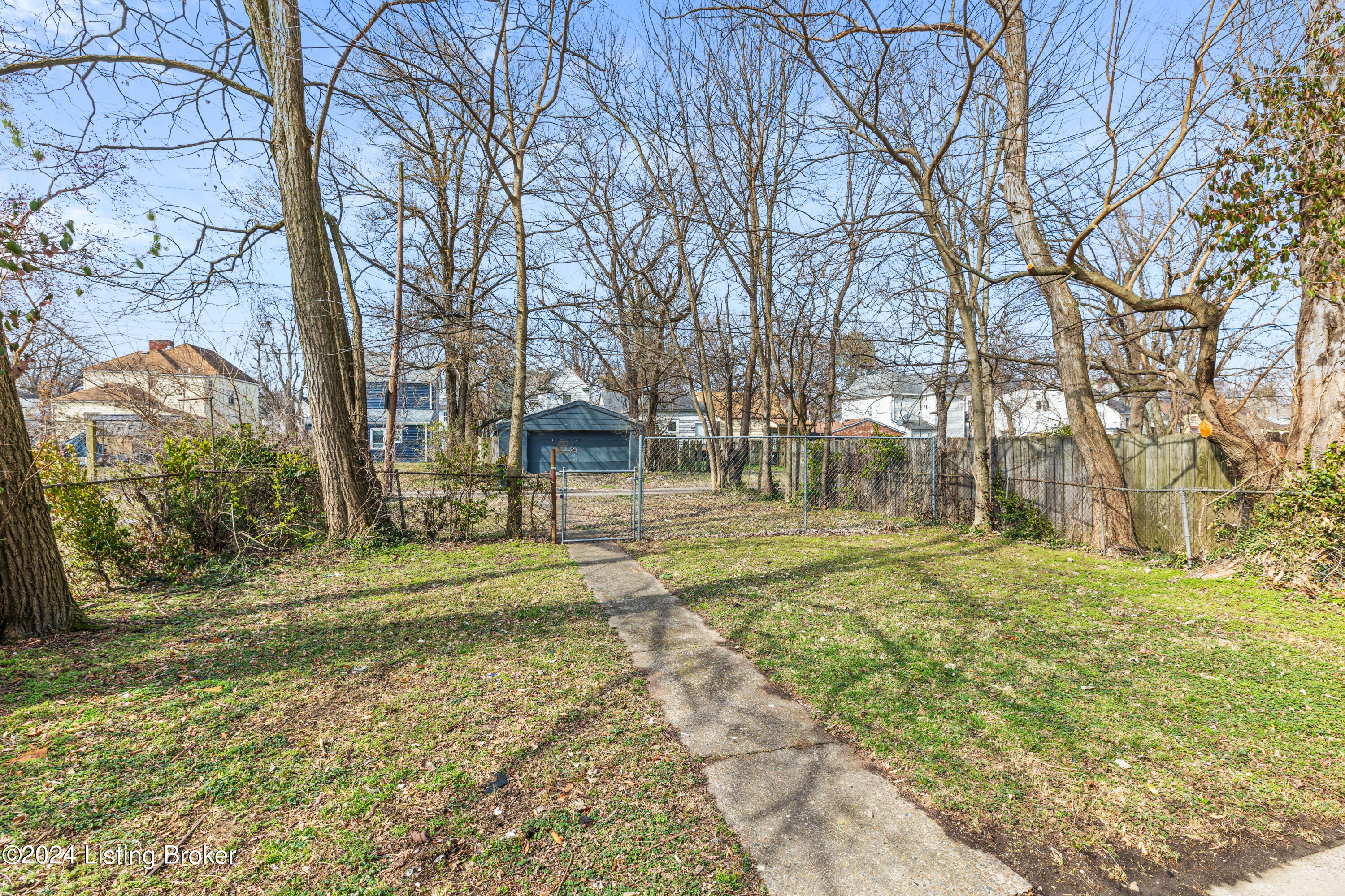 1364 Cypress St