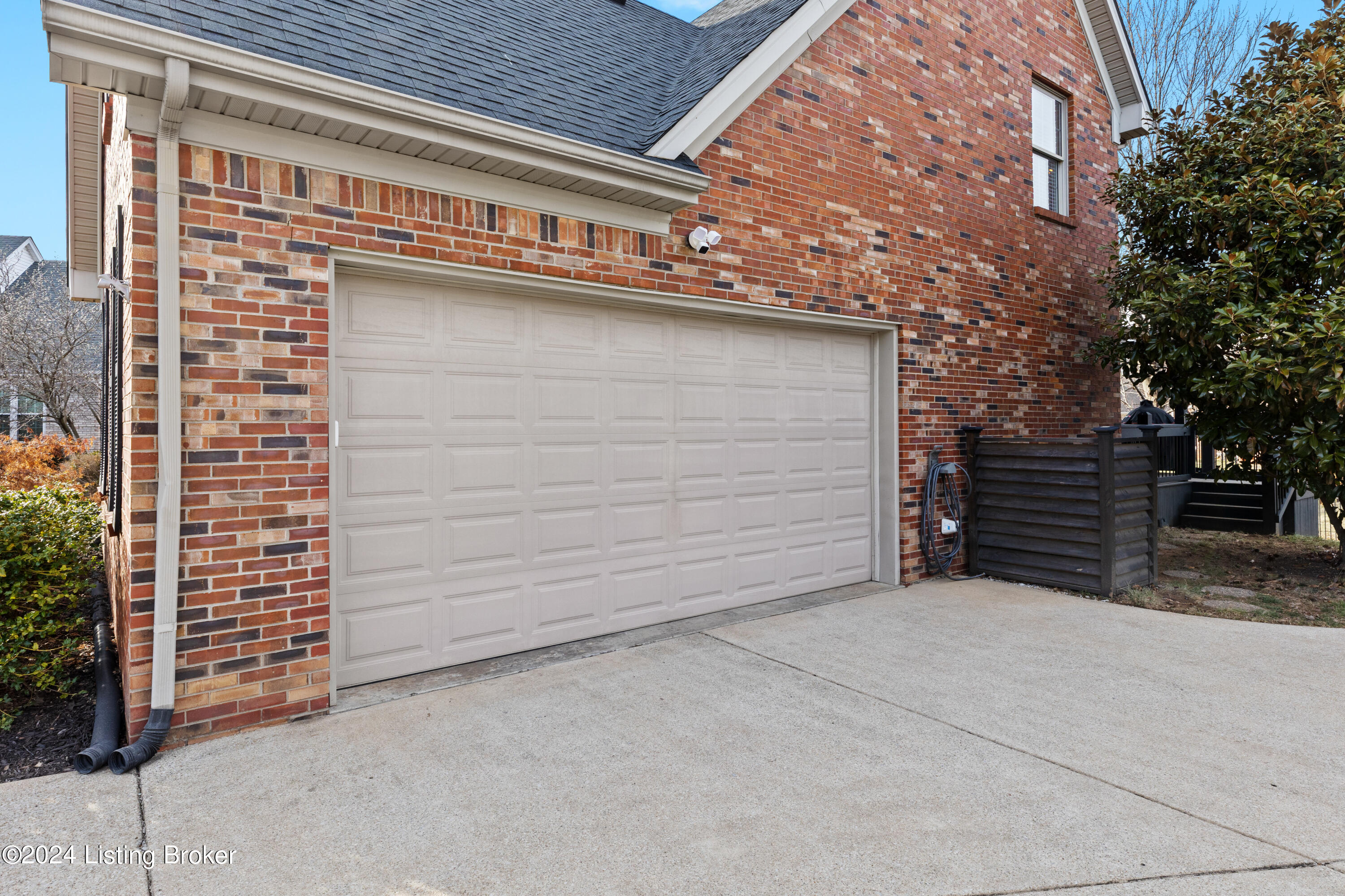 8100 Stonyrun Ct