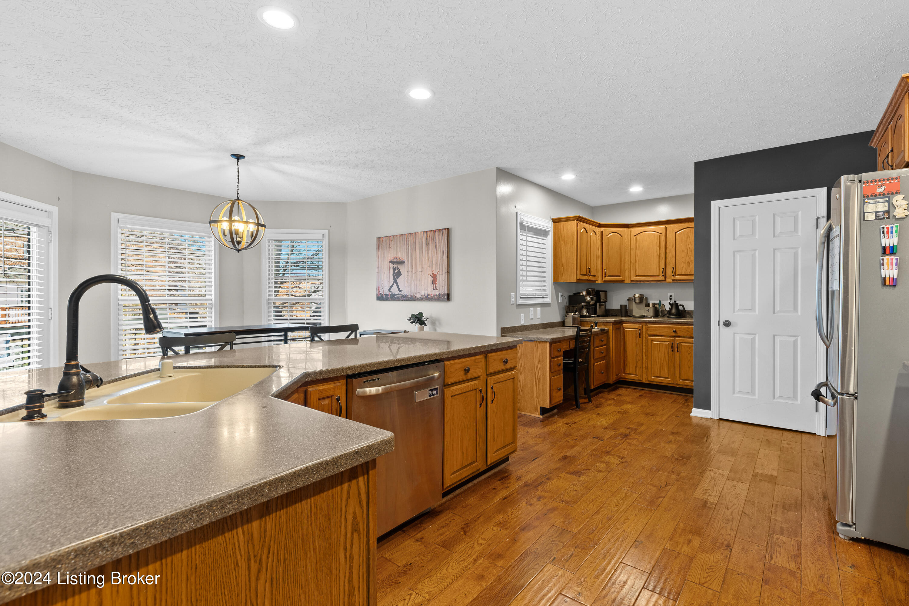 8100 Stonyrun Ct