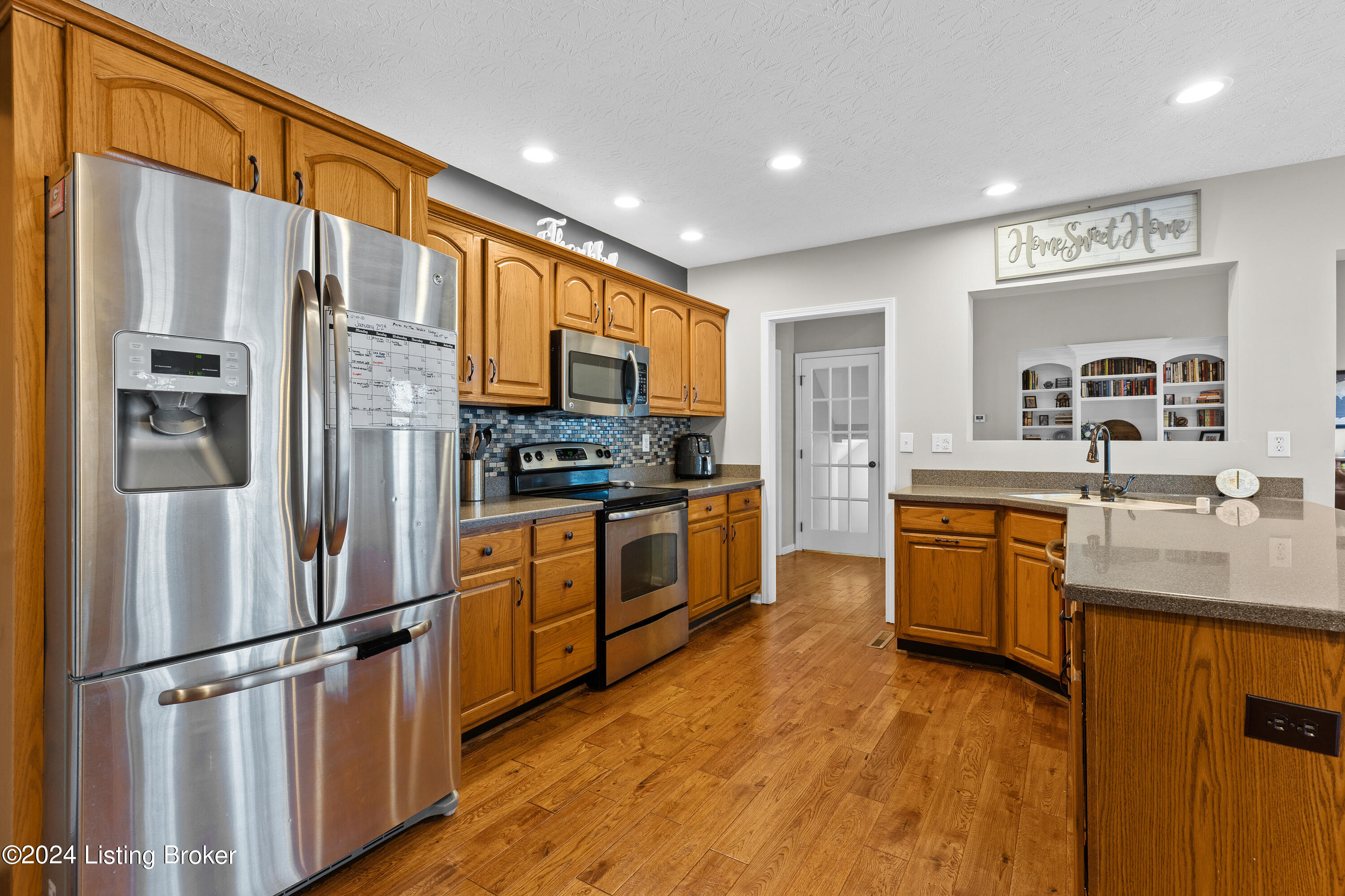 8100 Stonyrun Ct