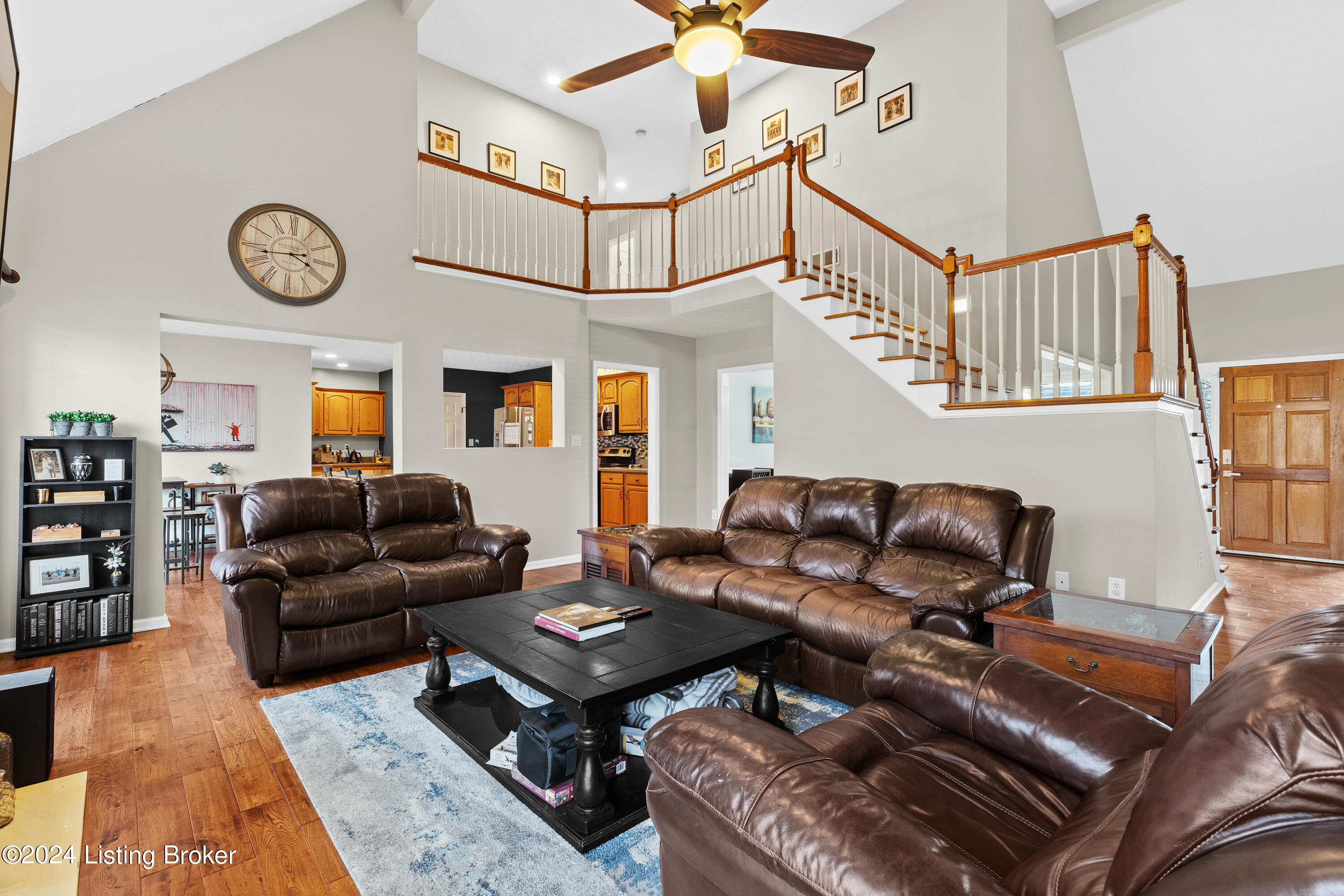 8100 Stonyrun Ct