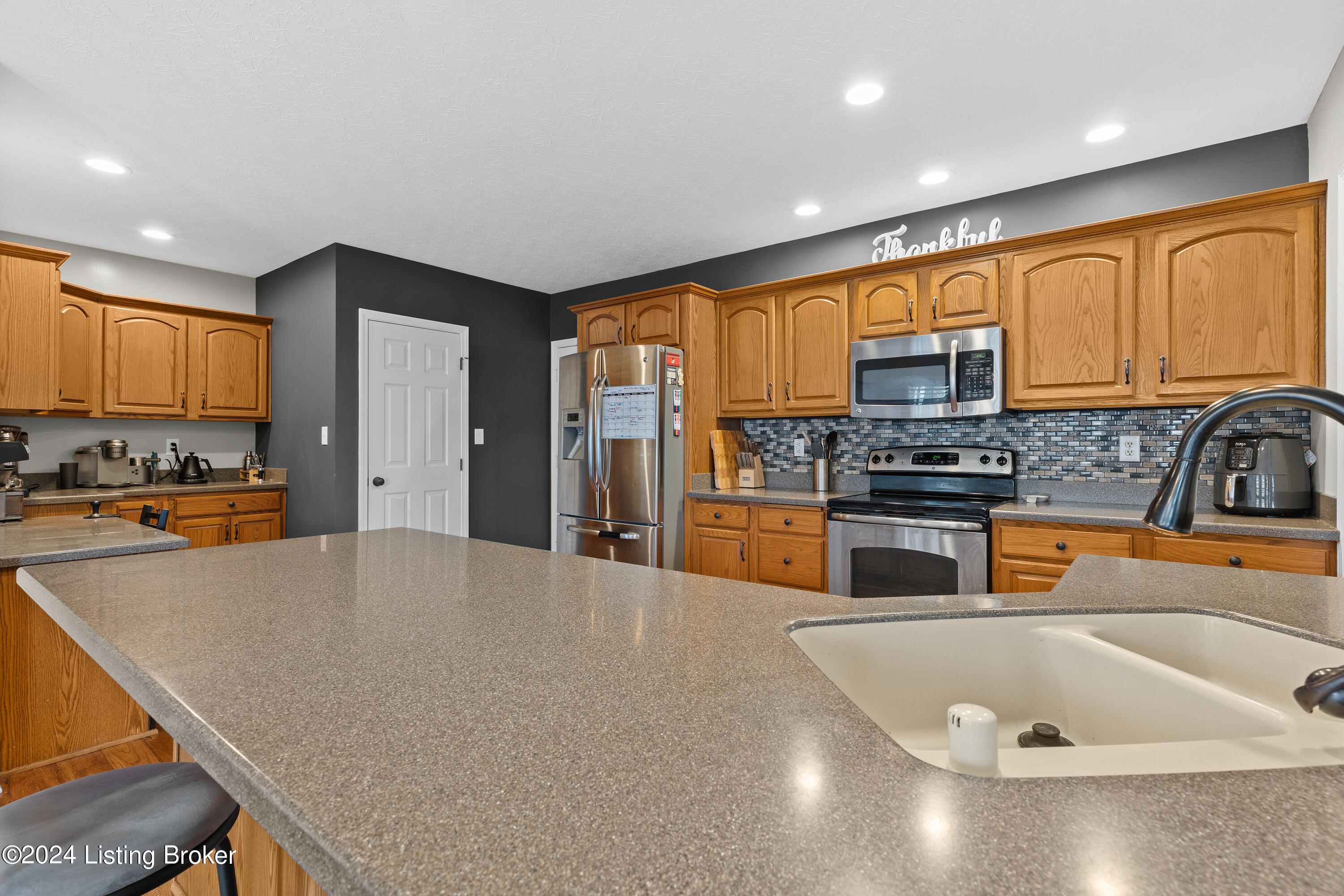 8100 Stonyrun Ct