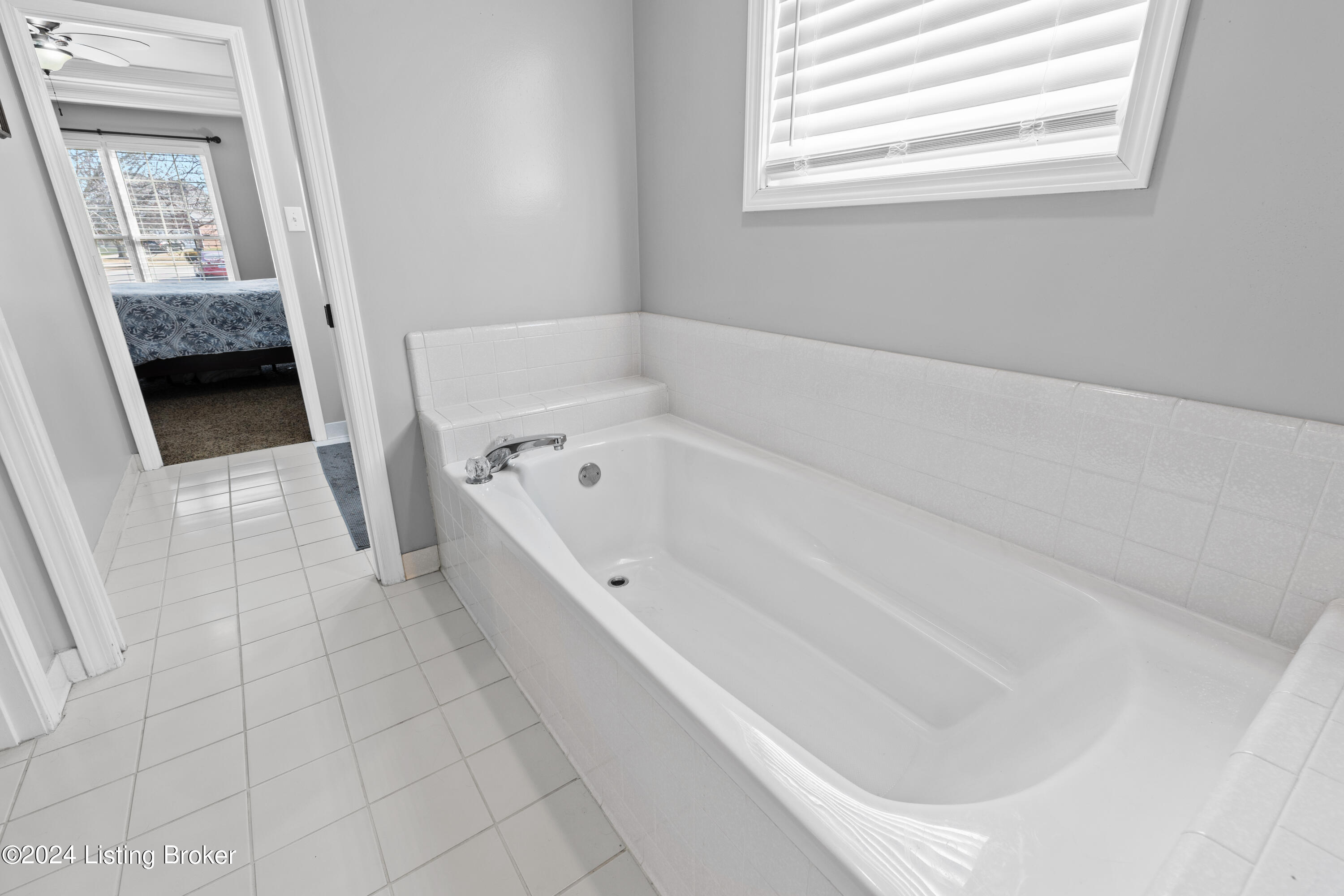8100 Stonyrun Ct