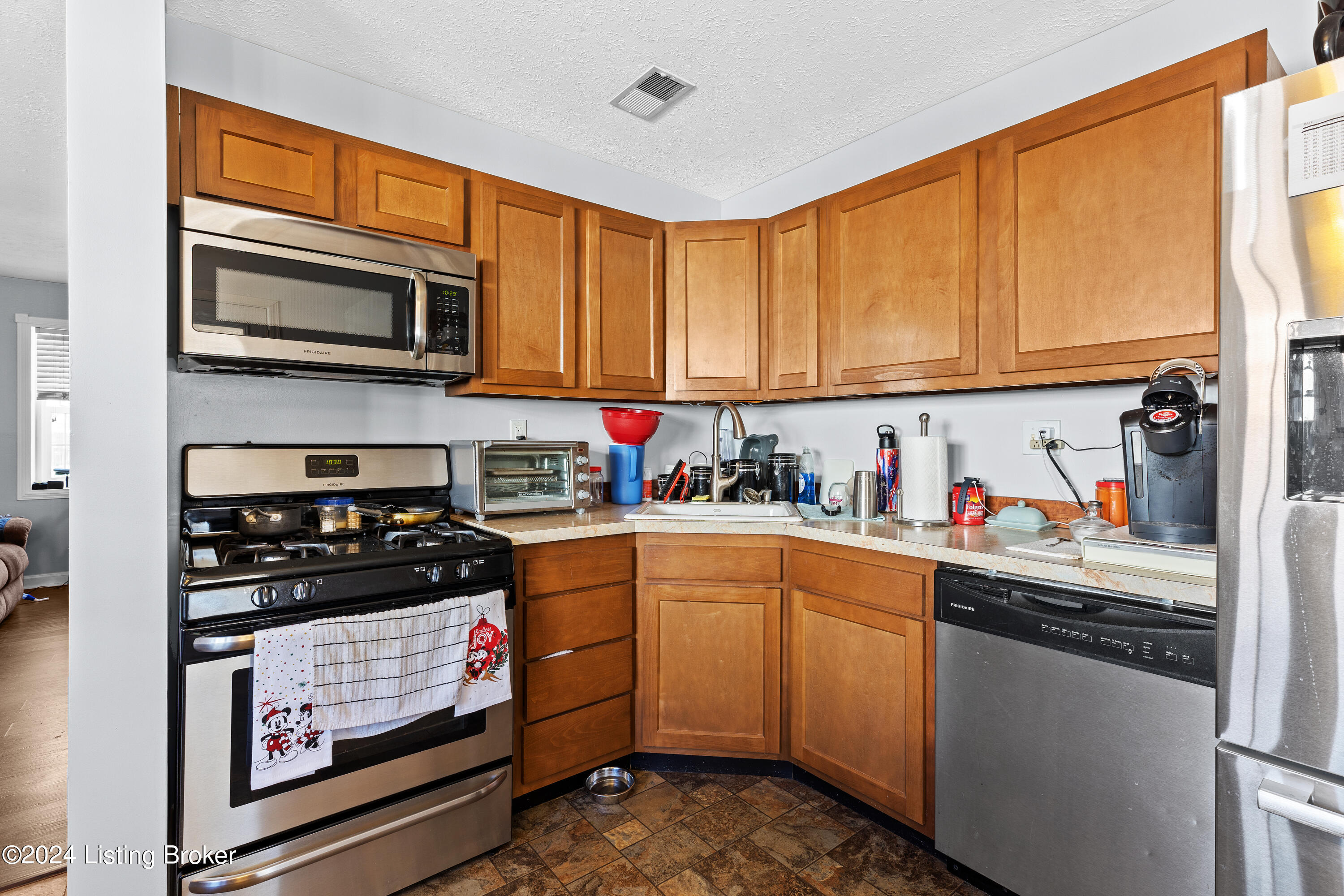 5402 Fruitwood Dr
