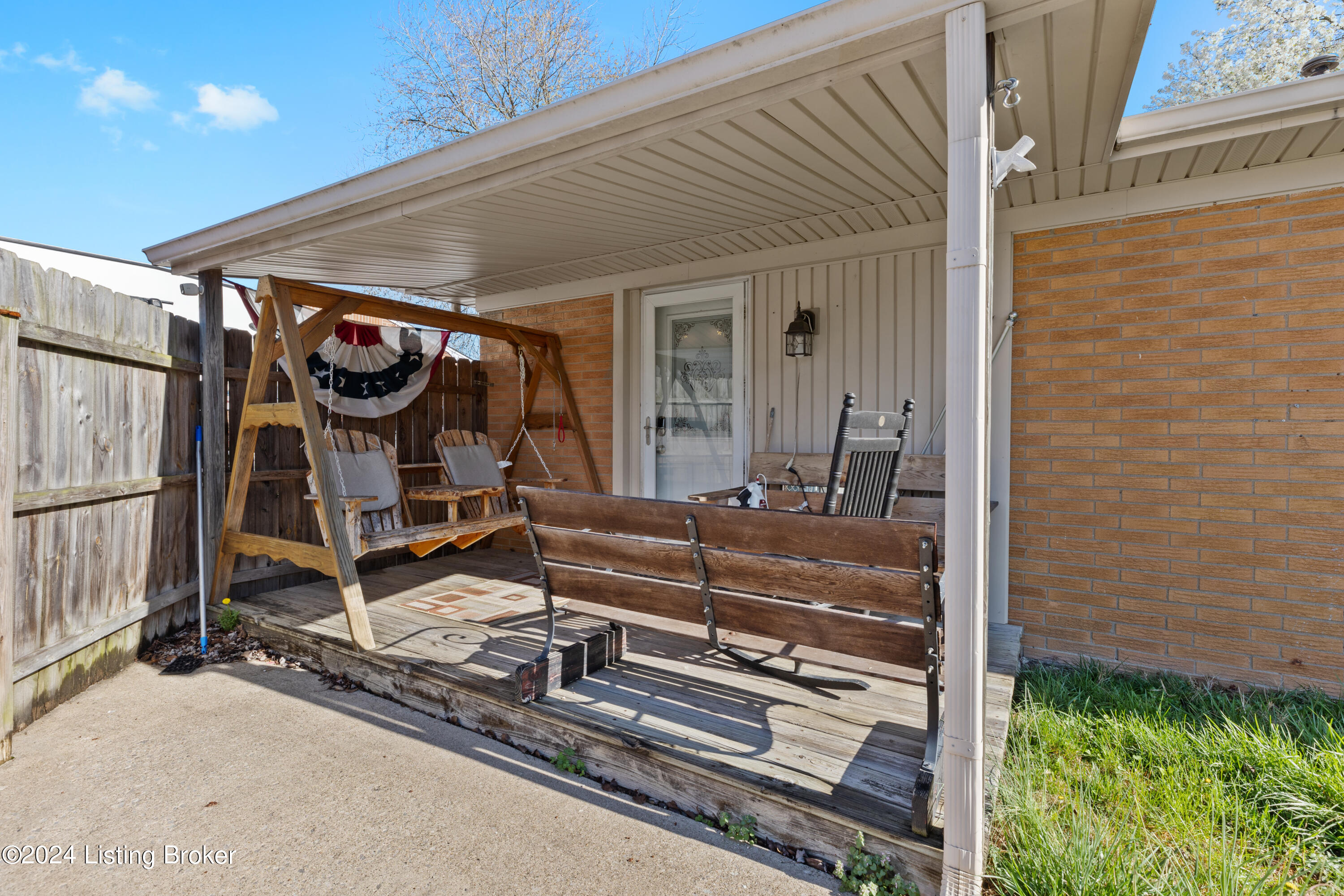 5402 Fruitwood Dr