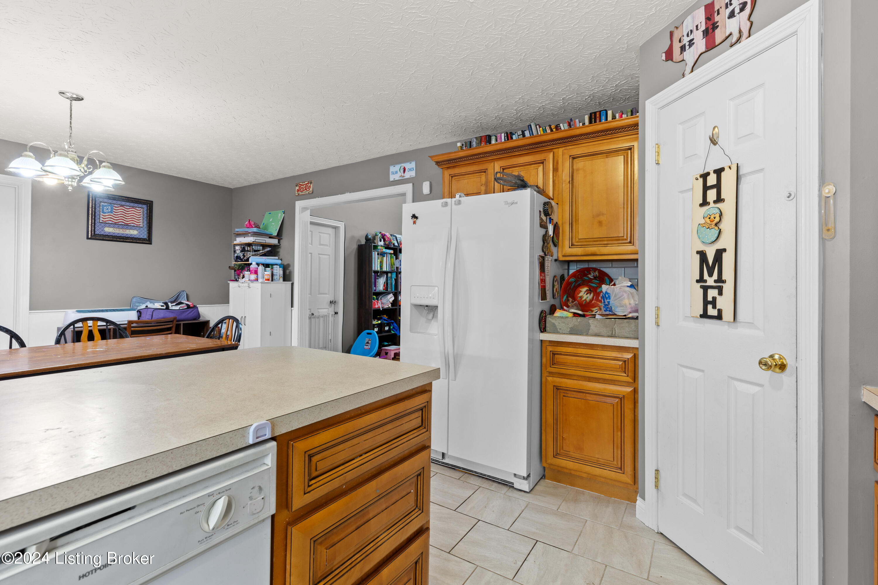134 Alder Dr