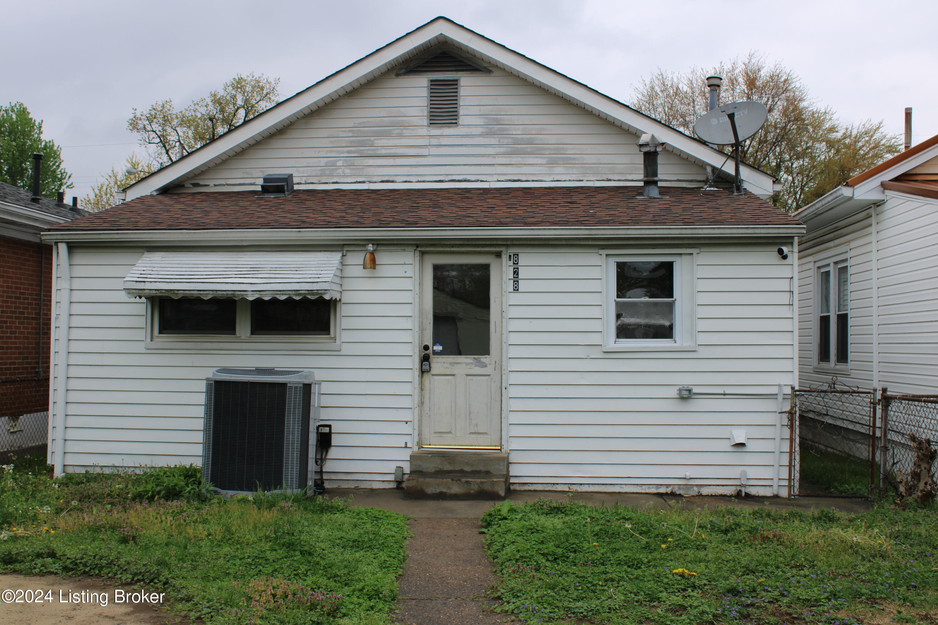 828 W Evelyn Ave