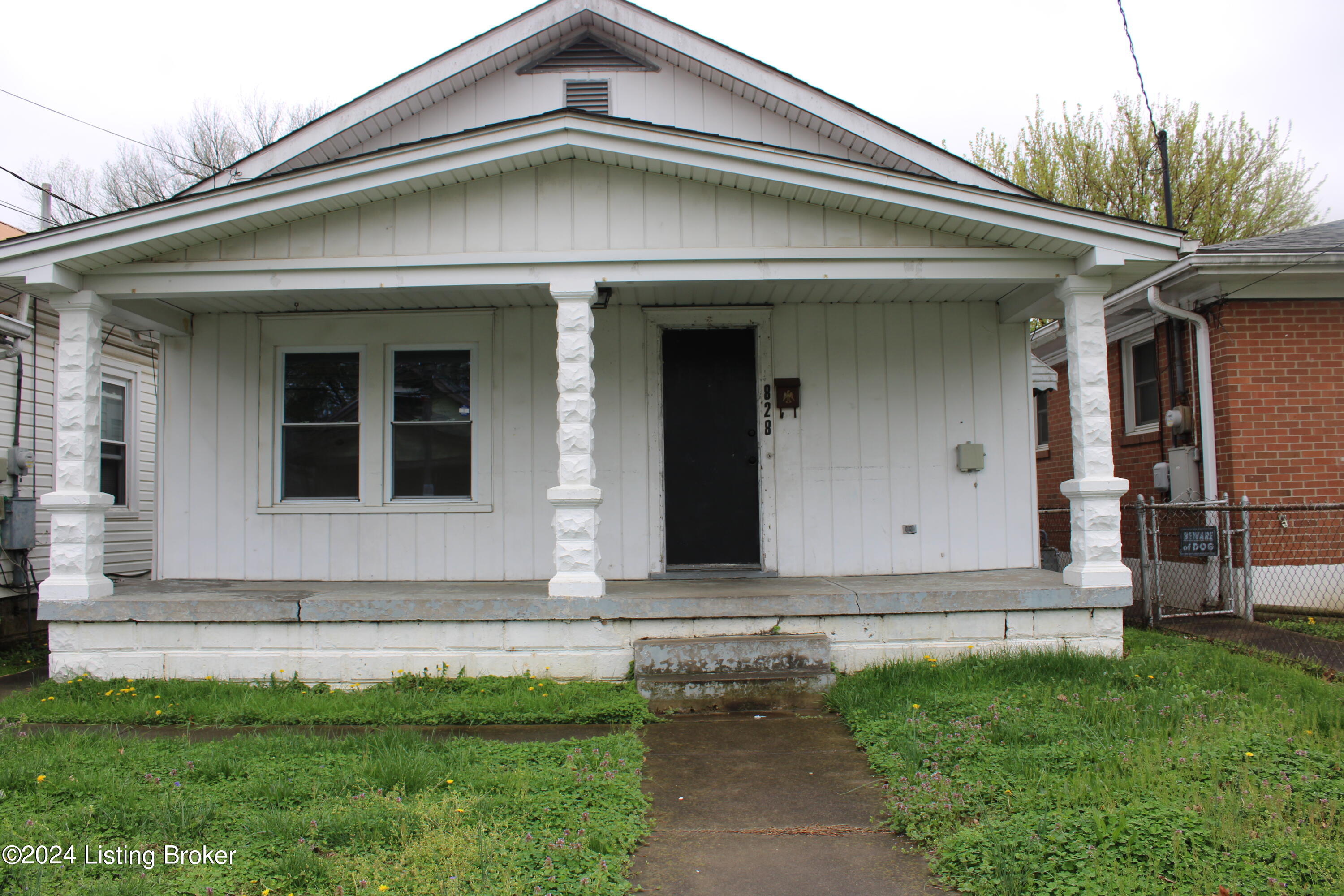 828 W Evelyn Ave