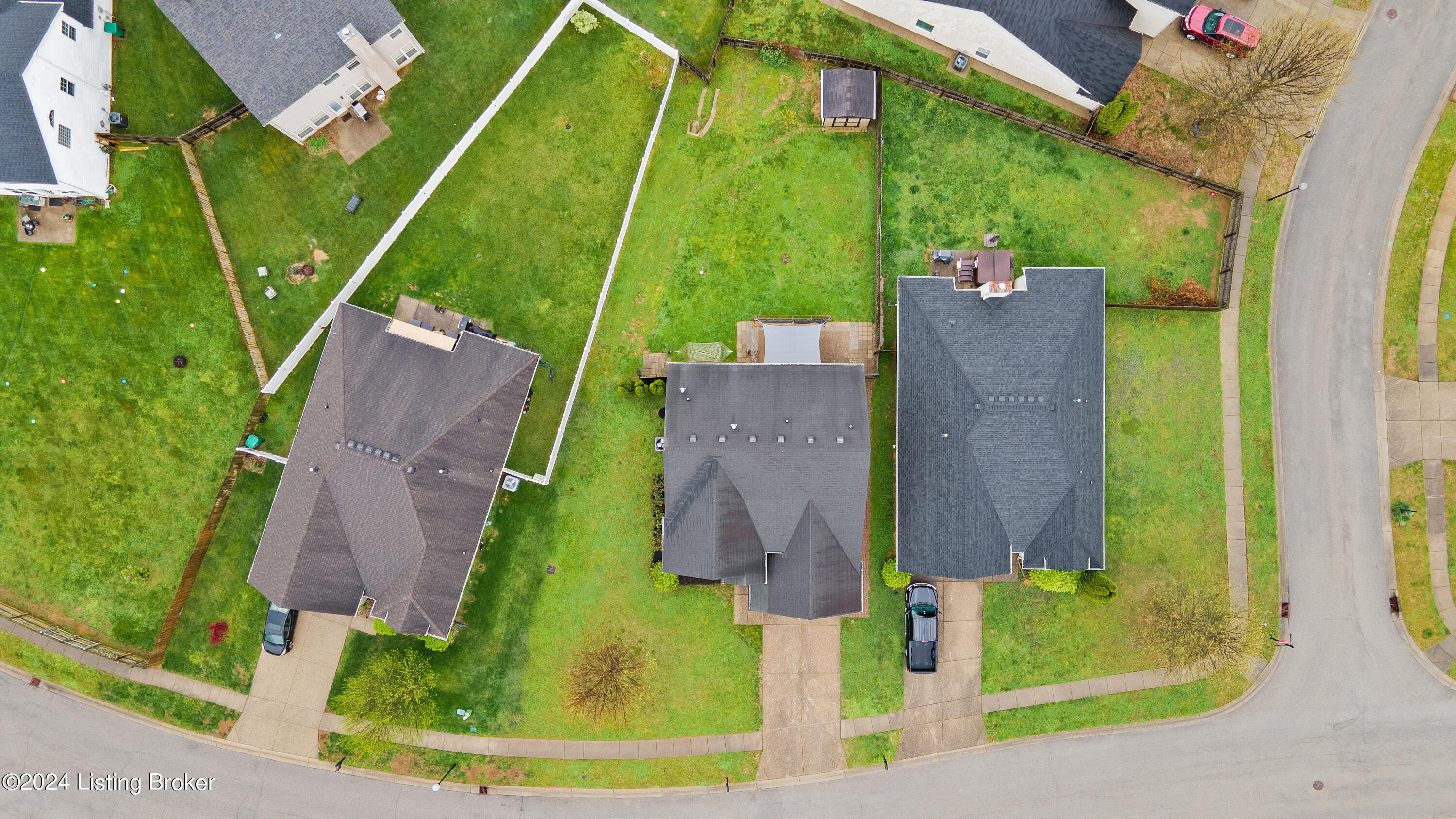 7121 Black Walnut Cir