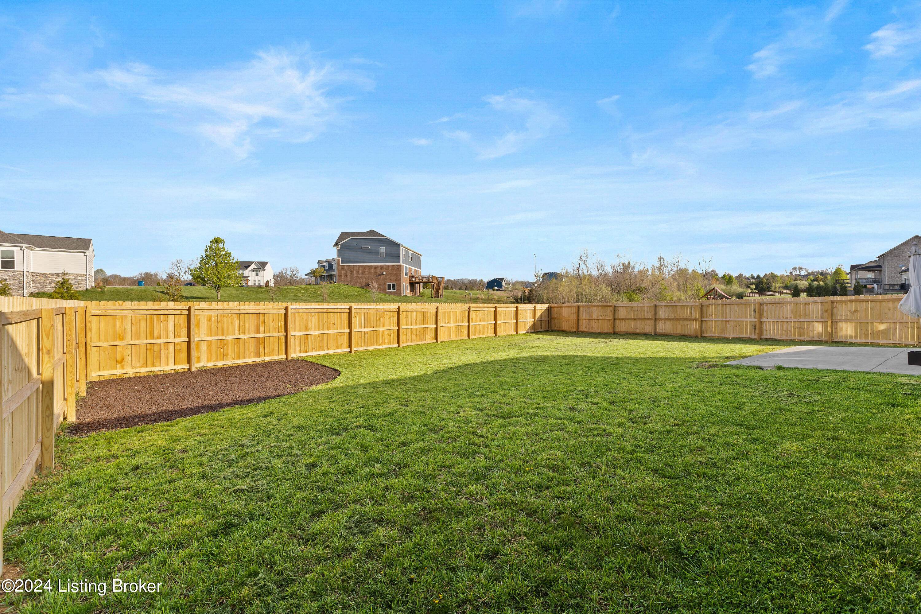 1208 Summit Parks Dr