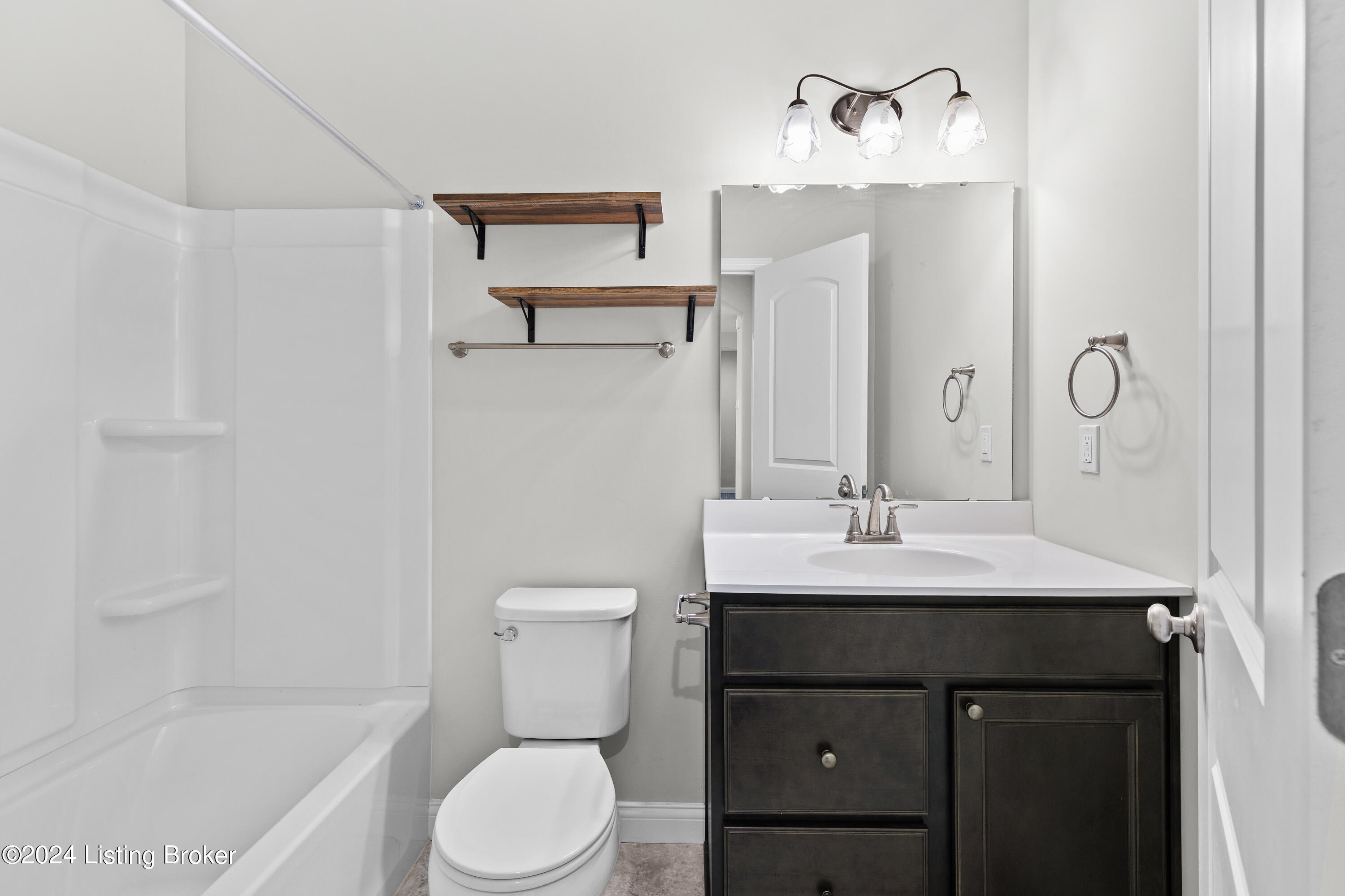 1208 Summit Parks Dr